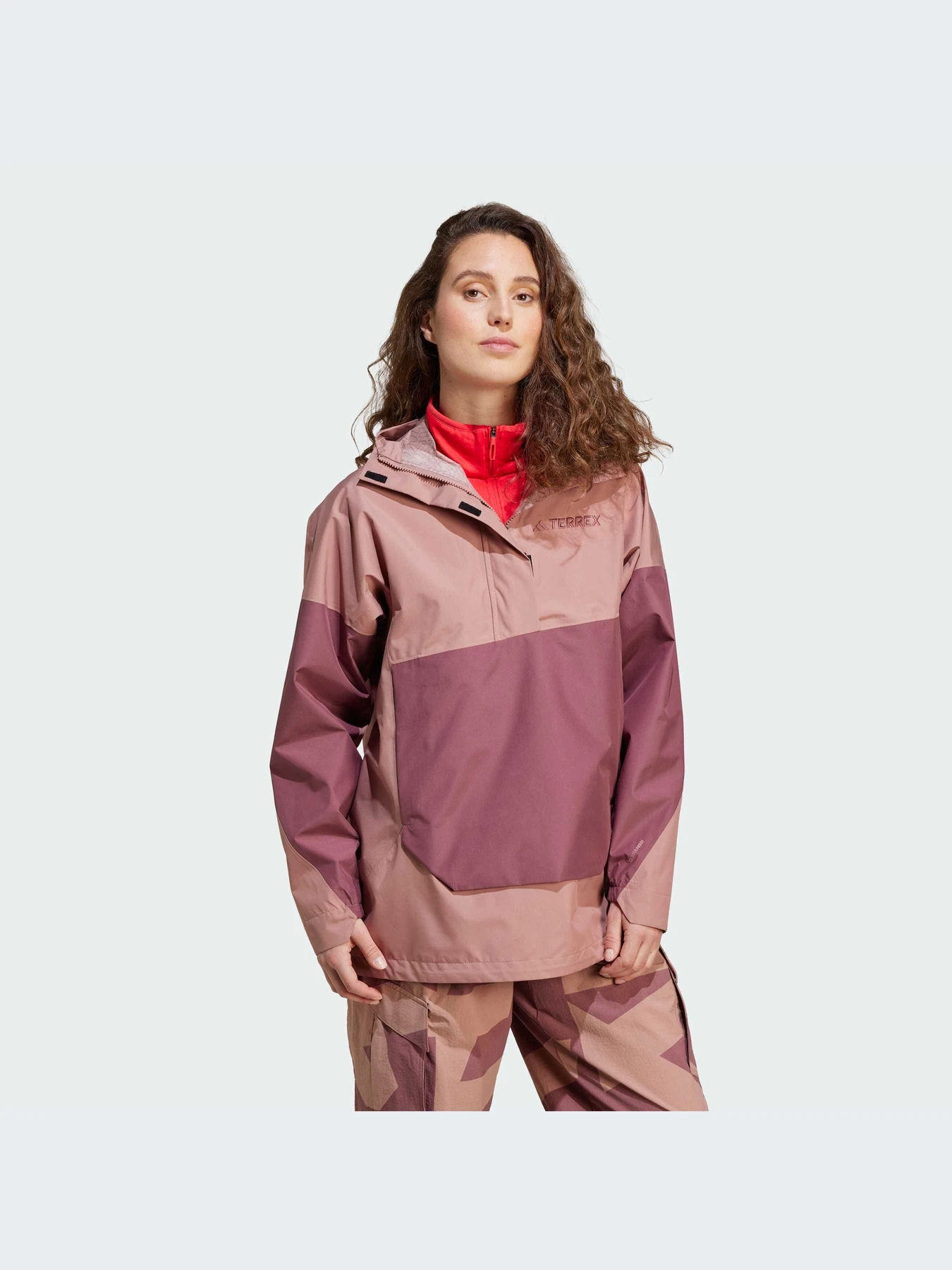 Куртки и дубленки Adidas модель JD8370-KZ Куртки и дубленки Adidas модель JD8370-KZ Фото
