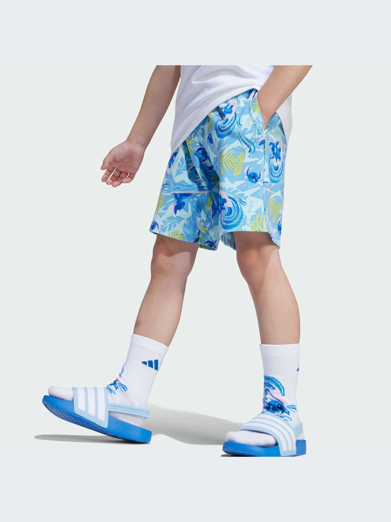 Костюмы Adidas Disney модель JF3659-KZ Костюмы Adidas Disney модель JF3659-KZ Фото