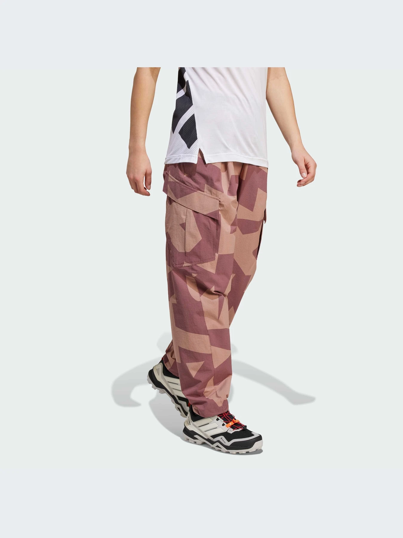 Брюки Adidas модель JE9430-KZ Брюки Adidas модель JE9430-KZ Фото