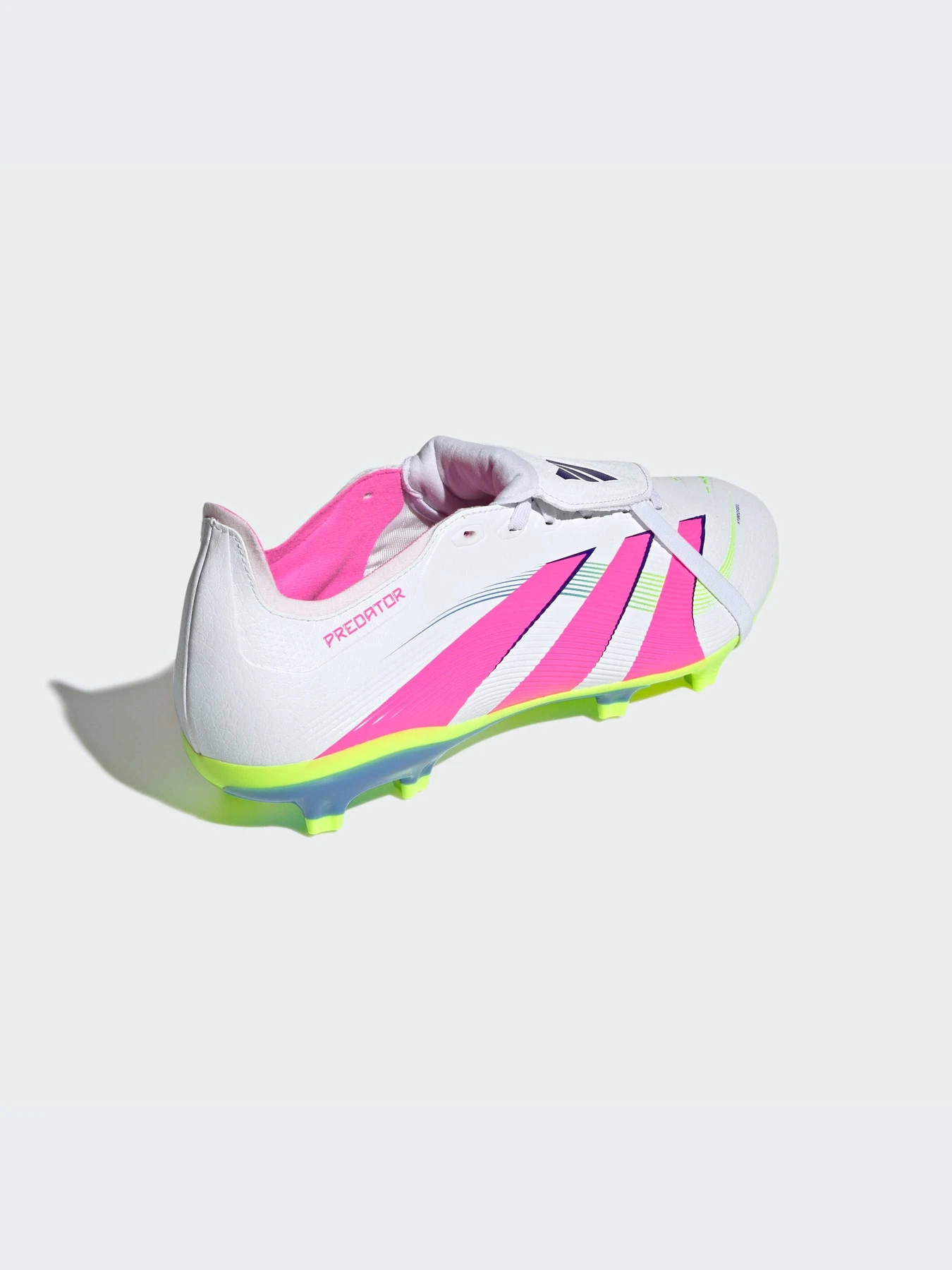 Кроссовки Adidas Predator модель ID1320-KZ Кроссовки Adidas Predator модель ID1320-KZ Фото