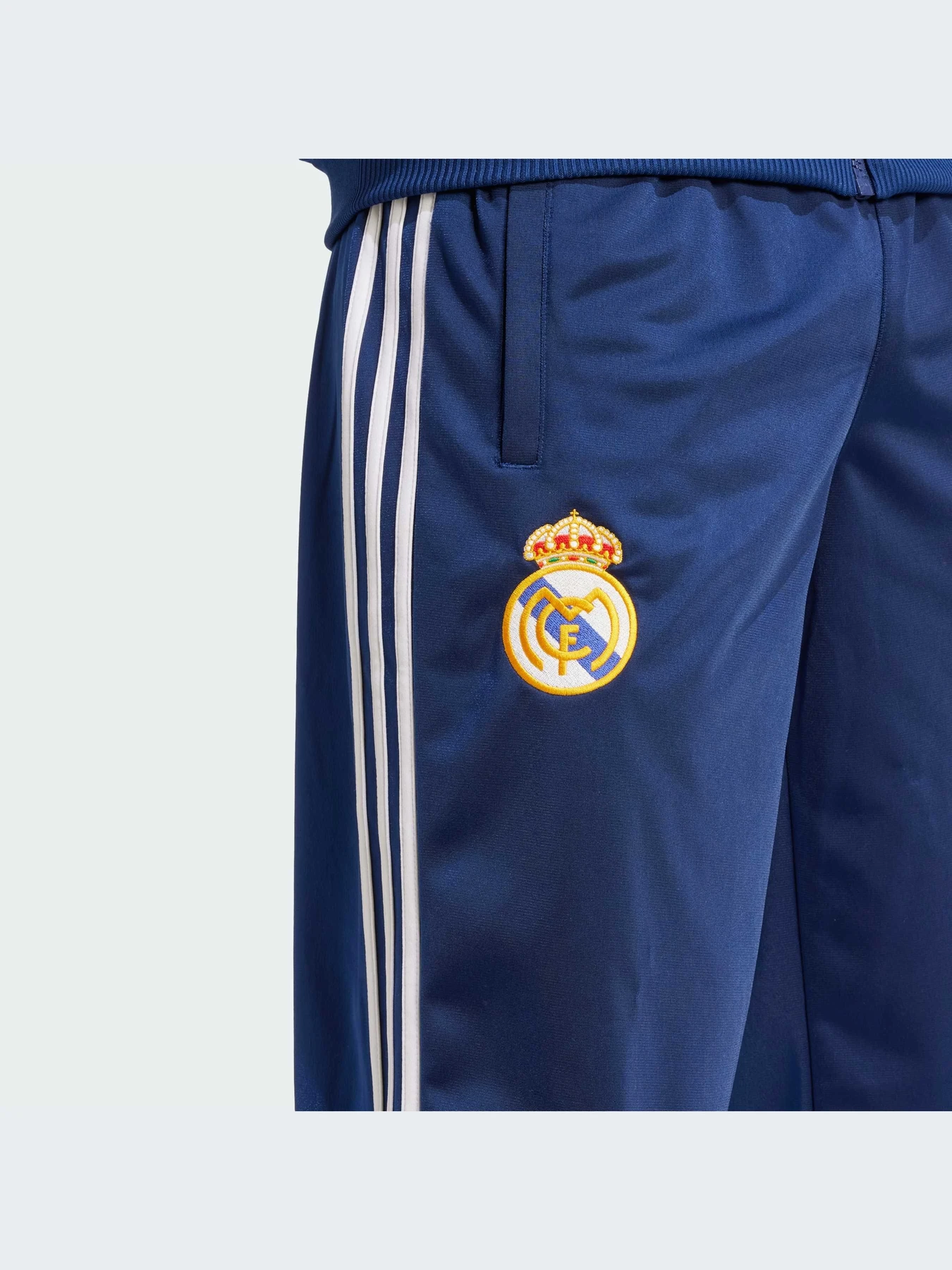 Брюки Adidas модель JW1994-KZ Брюки Adidas модель JW1994-KZ Фото