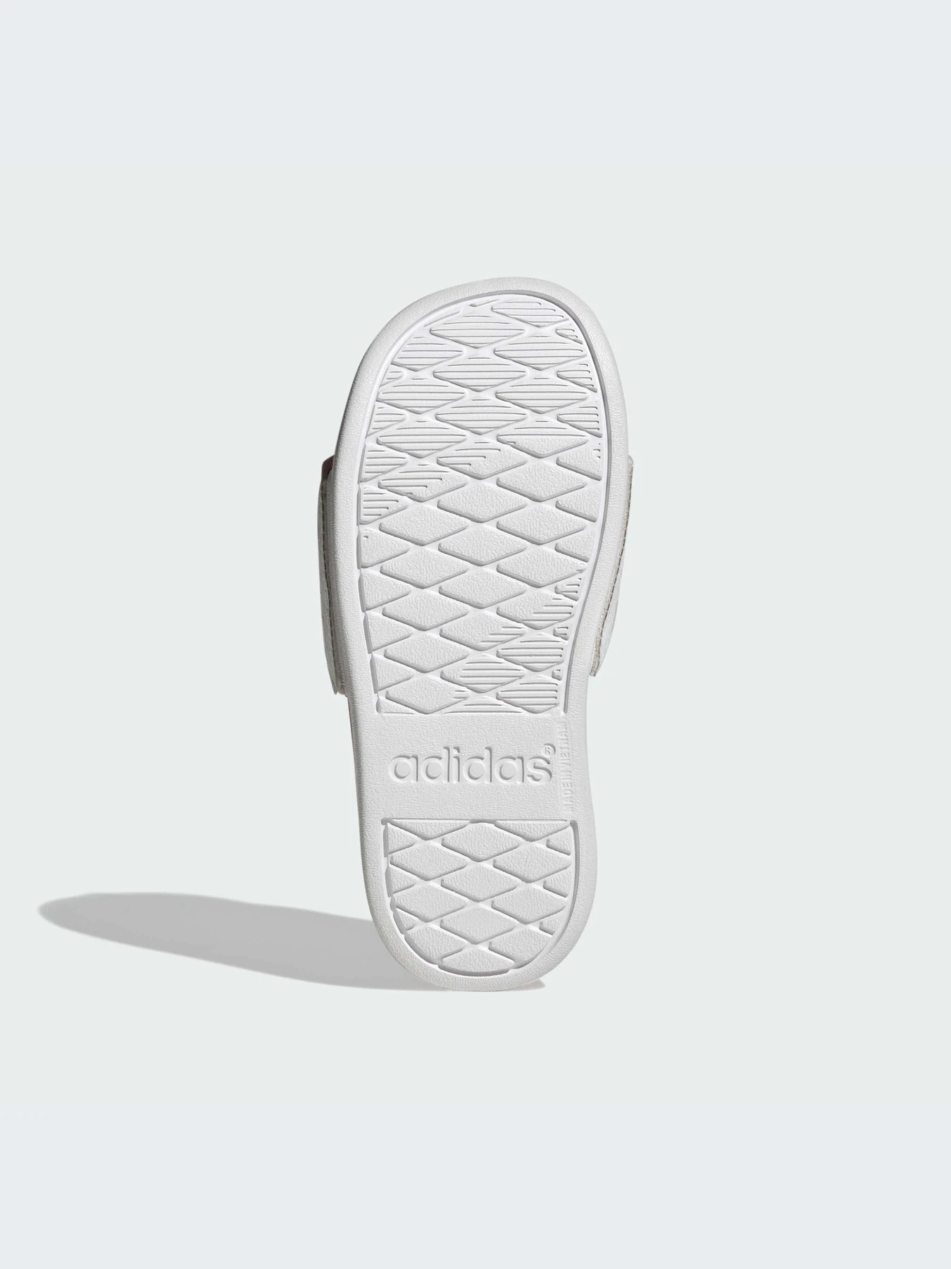 Шлёпанцы Adidas Adilette модель JP5777-KZ Шлёпанцы Adidas Adilette модель JP5777-KZ Фото