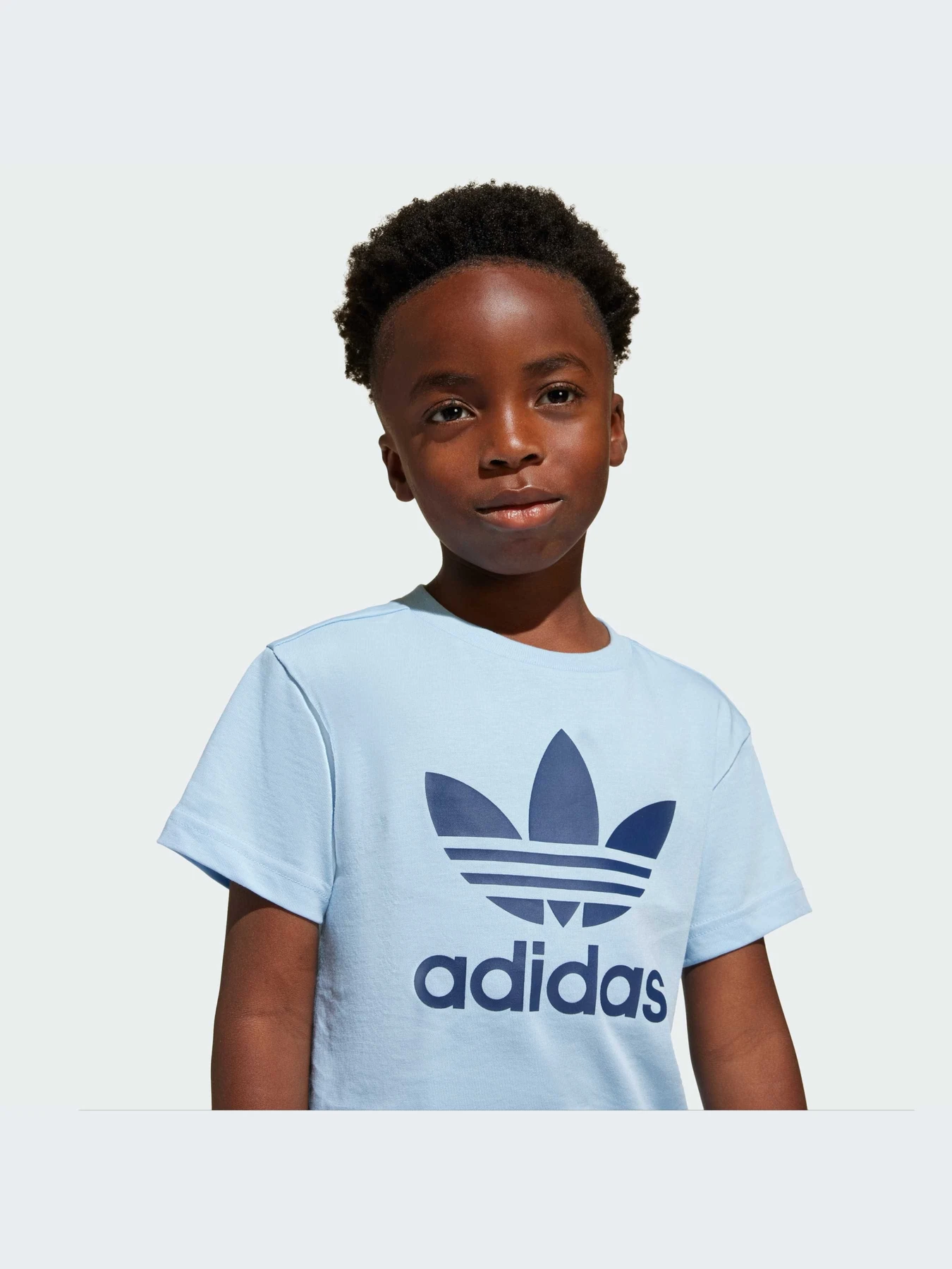 Костюмы Adidas Adicolor модель JC9160-KZ Костюмы Adidas Adicolor модель JC9160-KZ Фото
