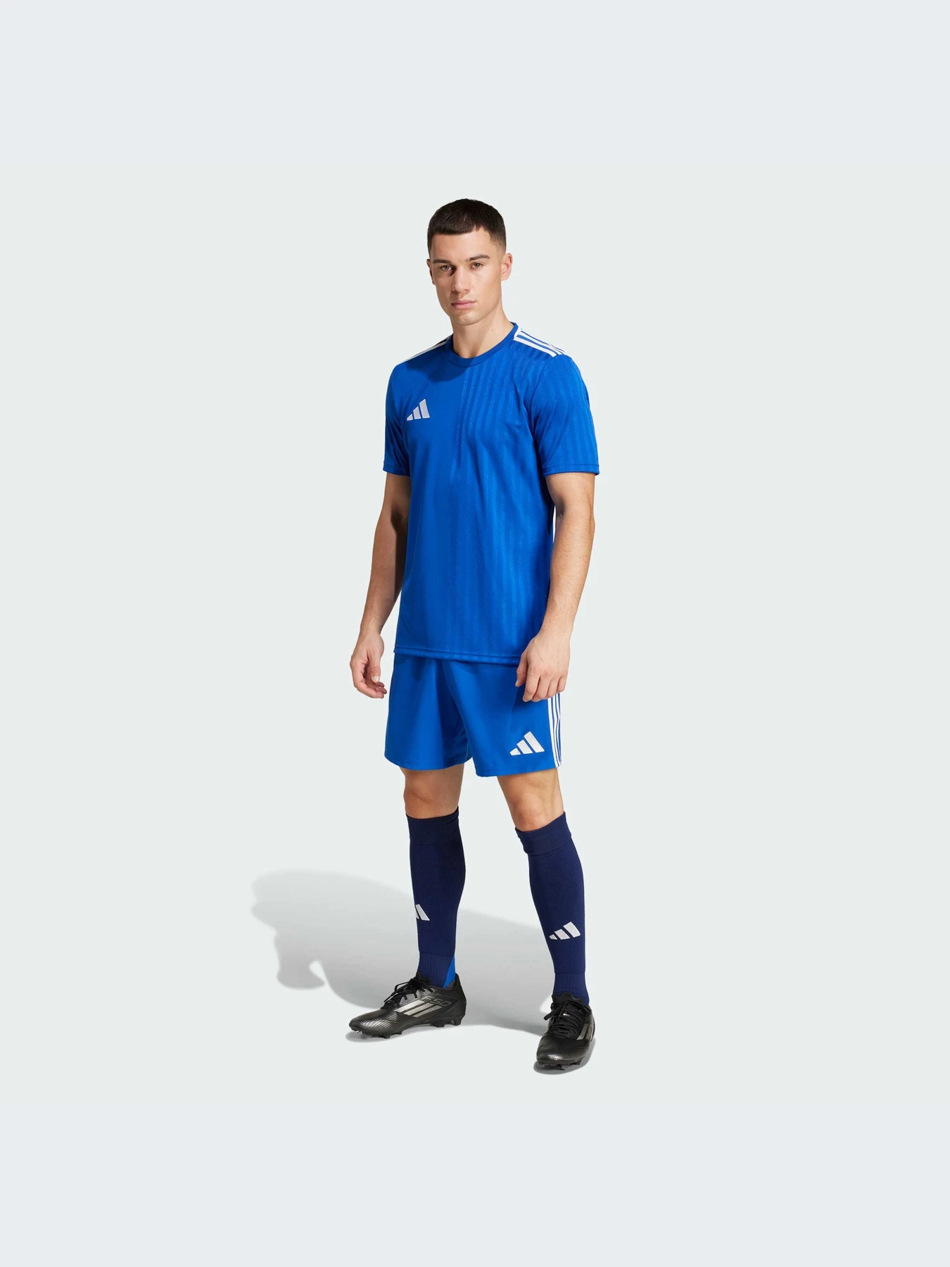 Футболки и поло Adidas модель JD9099-KZ Футболки и поло Adidas модель JD9099-KZ Фото