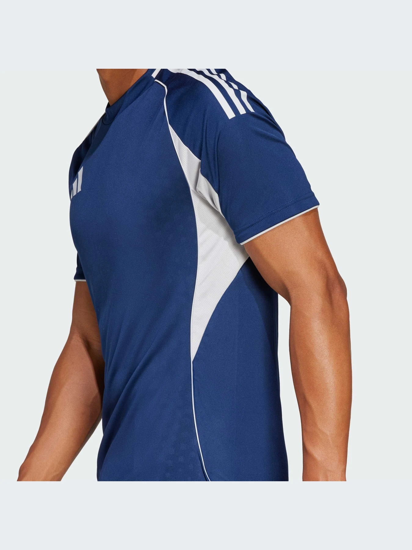 Футболки и поло Adidas Tiro модель JF6079-KZ Футболки и поло Adidas Tiro модель JF6079-KZ Фото