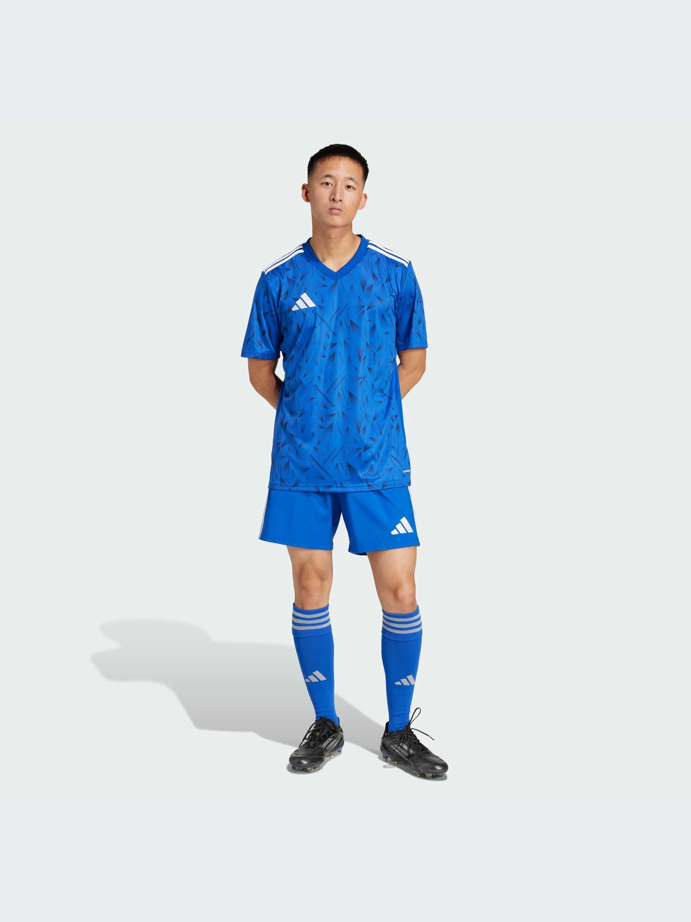 Футболки и поло Adidas модель JG3550-KZ Футболки и поло Adidas модель JG3550-KZ Фото