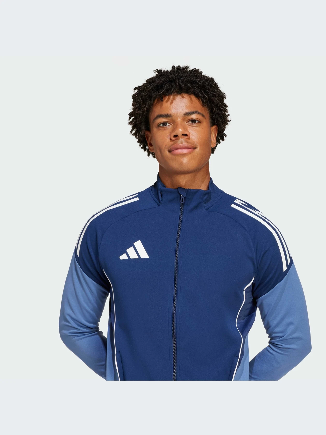 Худи и свитшоты Adidas Tiro модель JI6542-KZ Худи и свитшоты Adidas Tiro модель JI6542-KZ Фото