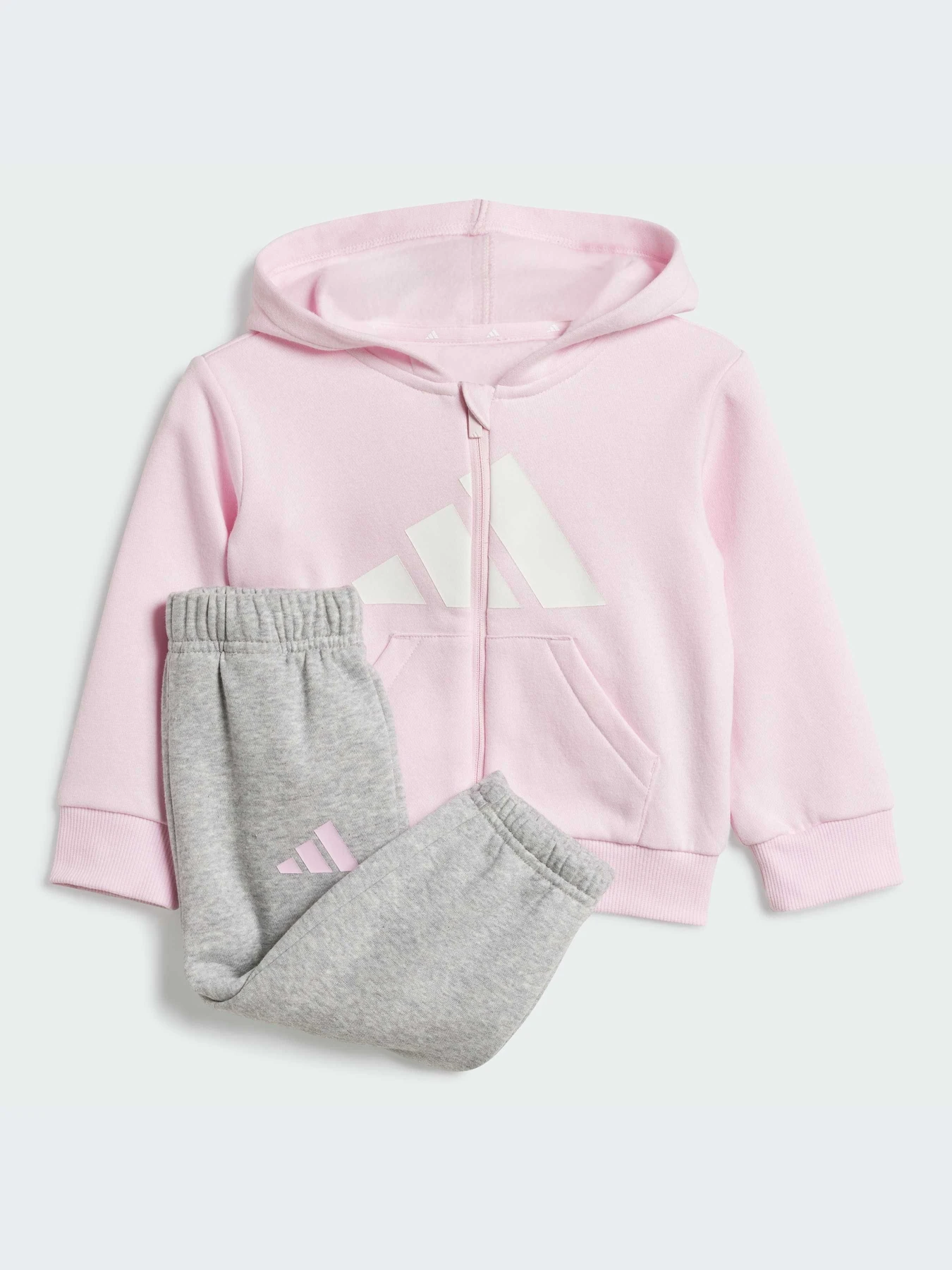 Костюмы Adidas модель JC9652-KZ Костюмы Adidas модель JC9652-KZ Фото