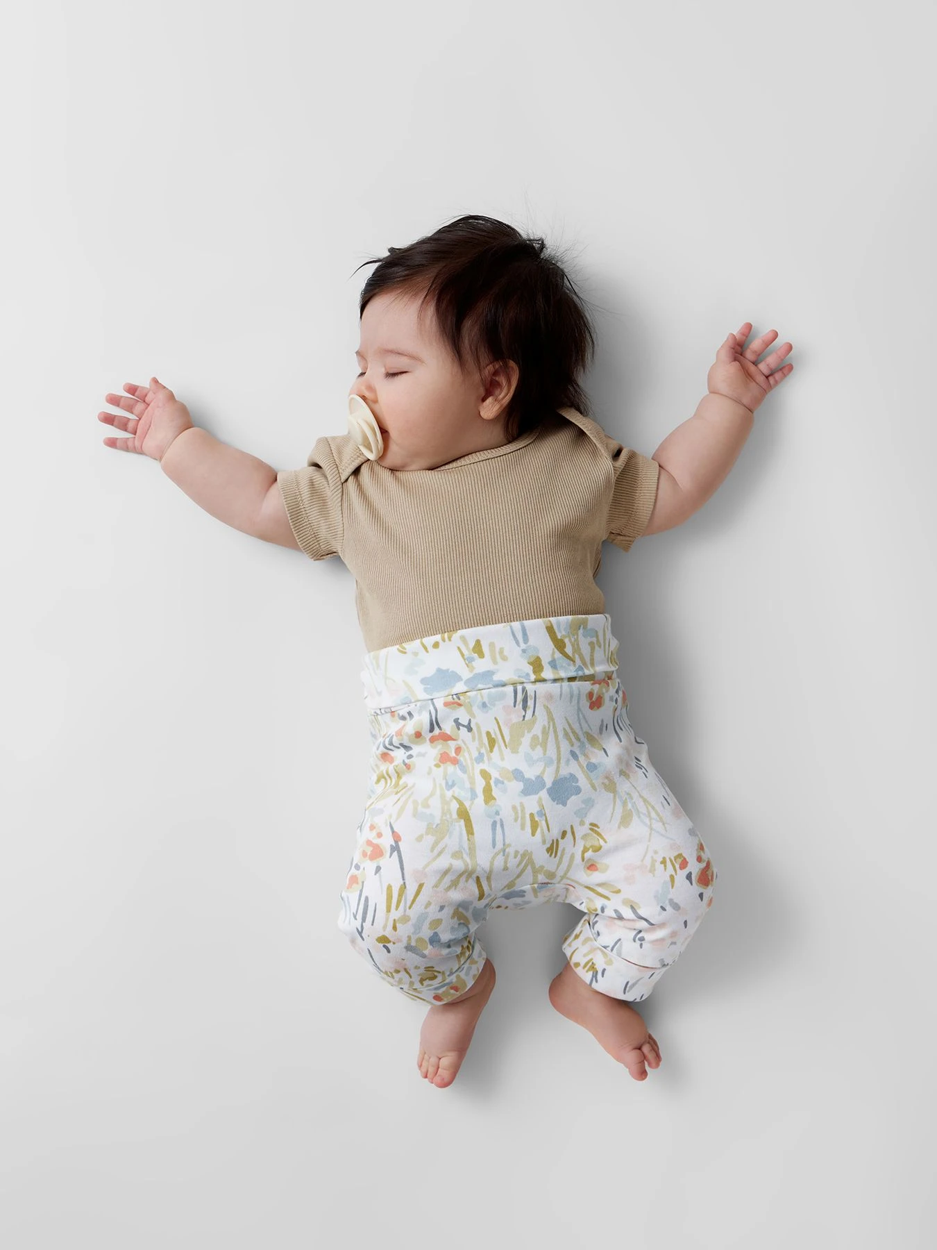 Одежда для младенцев Happy Baby модель 90134-0_flowers Одежда для младенцев Happy Baby модель 90134-0_flowers Фото