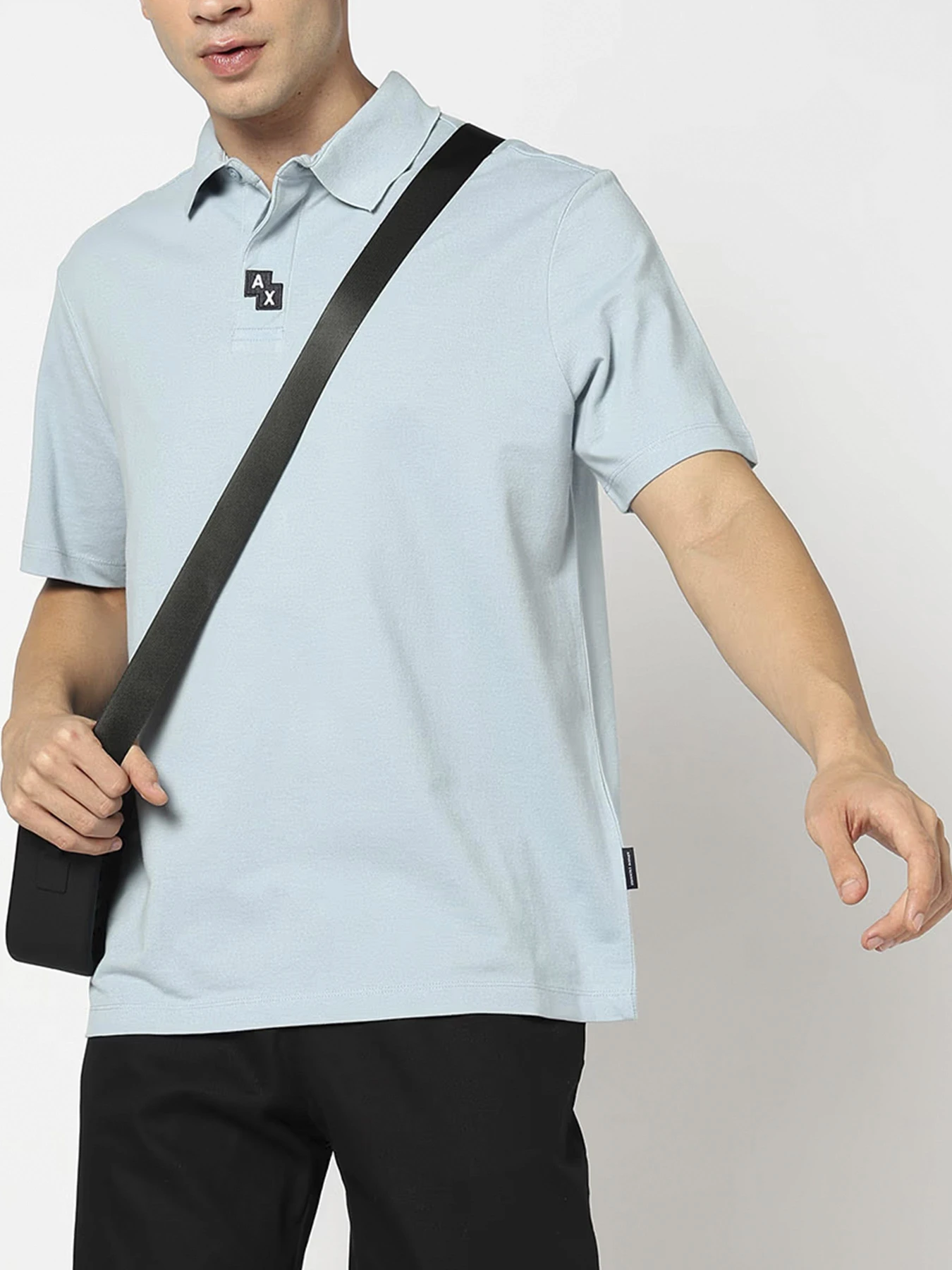 Футболки и поло Armani Exchange модель XM000474-AF13108-U9287 Футболки и поло Armani Exchange модель XM000474-AF13108-U9287 Фото
