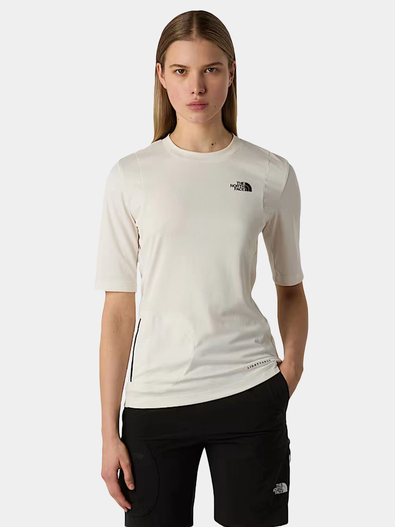 Футболки и поло The North Face модель NF0A8BW3QLI1 Футболки и поло The North Face модель NF0A8BW3QLI1 Фото