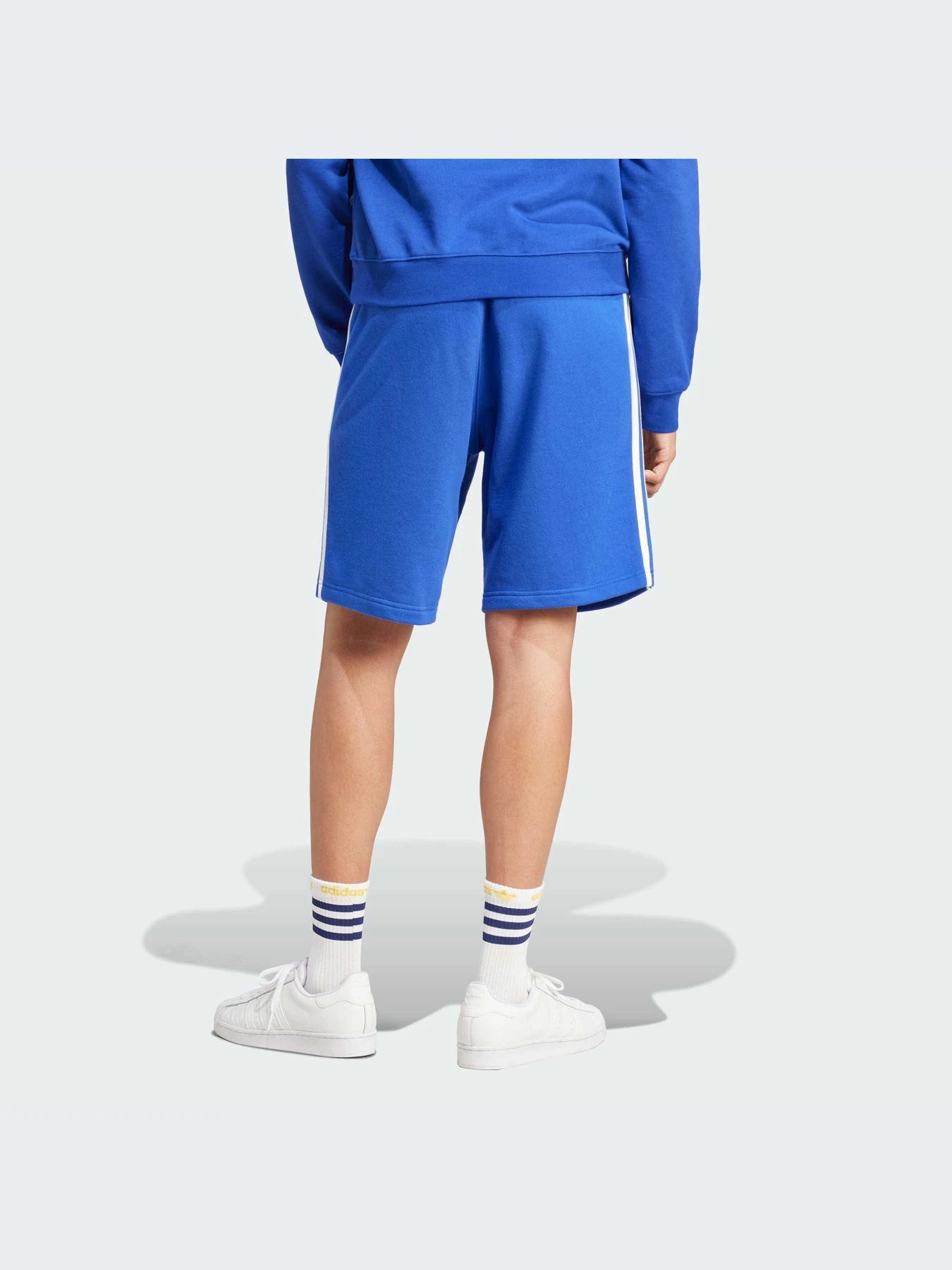 Шорты Adidas Adicolor модель IZ3063-KZ Шорты Adidas Adicolor модель IZ3063-KZ Фото
