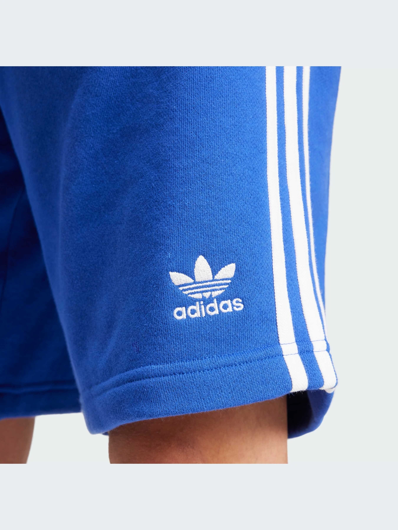 Шорты Adidas Adicolor модель IZ3063-KZ Шорты Adidas Adicolor модель IZ3063-KZ Фото