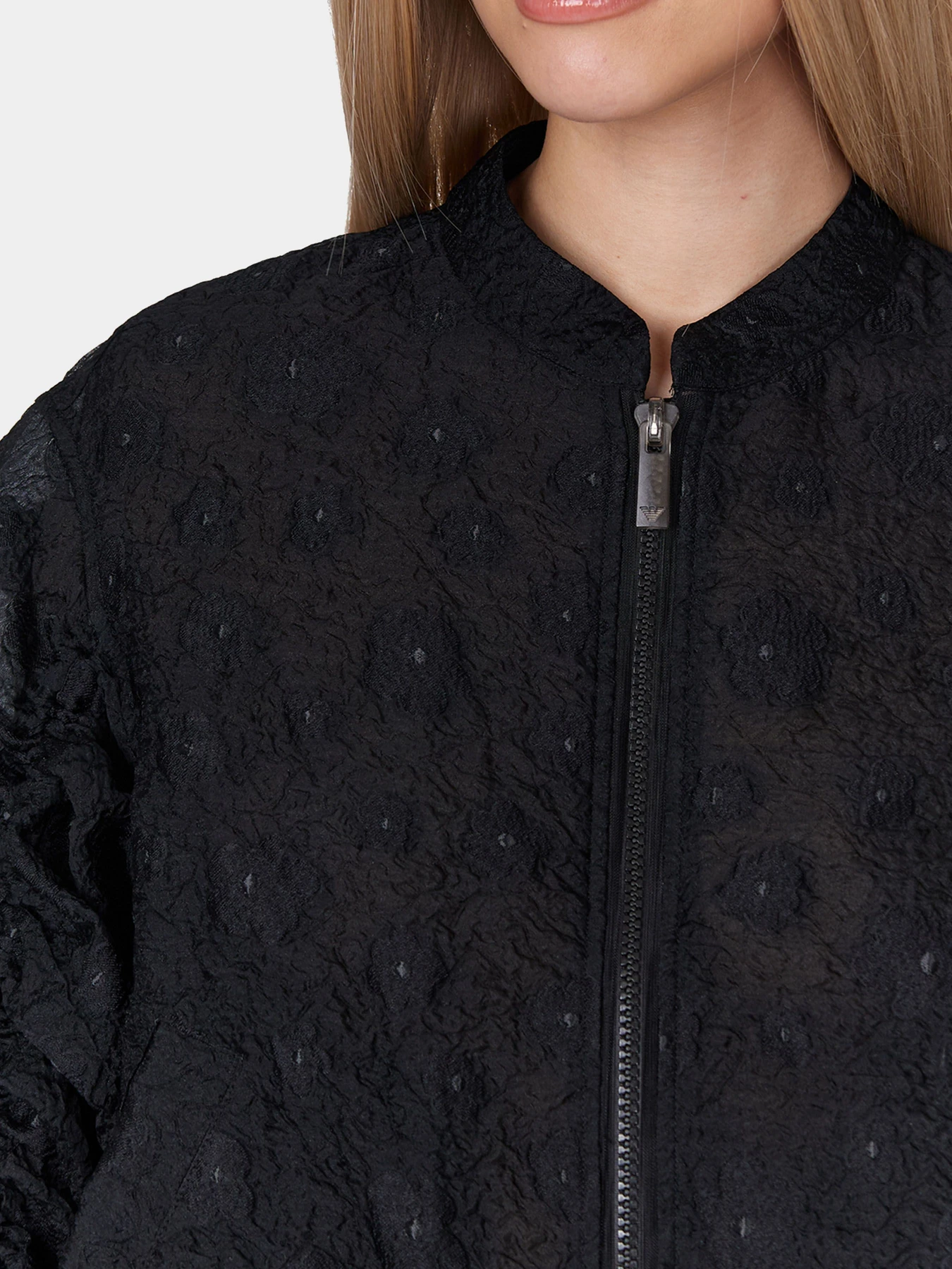 Куртки и дубленки Emporio Armani модель EW000646-AF12641-FC026 Куртки и дубленки Emporio Armani модель EW000646-AF12641-FC026 Фото
