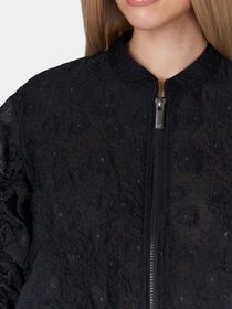 Куртки и дубленки Emporio Armani модель EW000646-AF12641-FC026 Фото