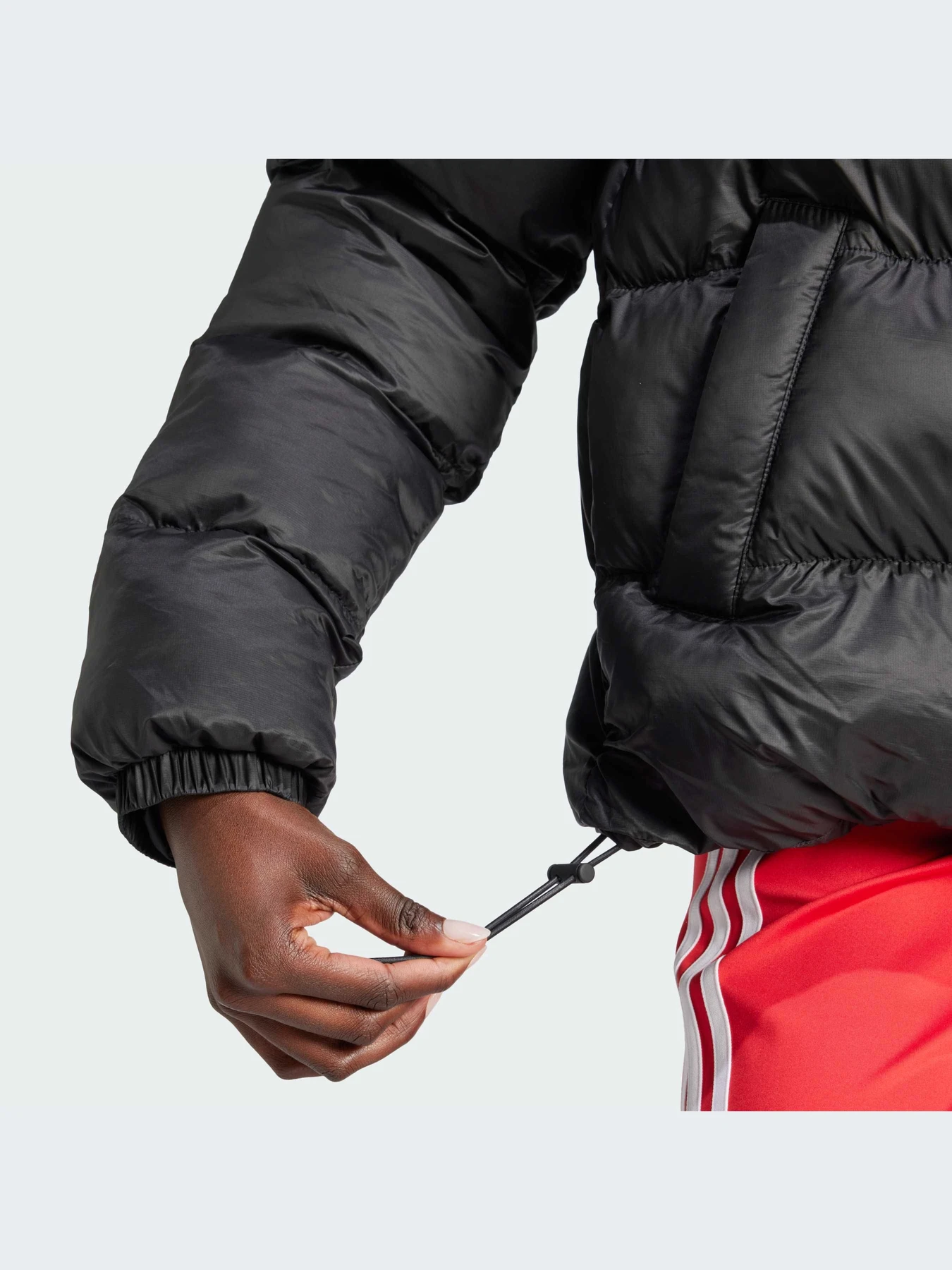 Куртки и дубленки Adidas Adicolor модель JD0420-KZ Куртки и дубленки Adidas Adicolor модель JD0420-KZ Фото