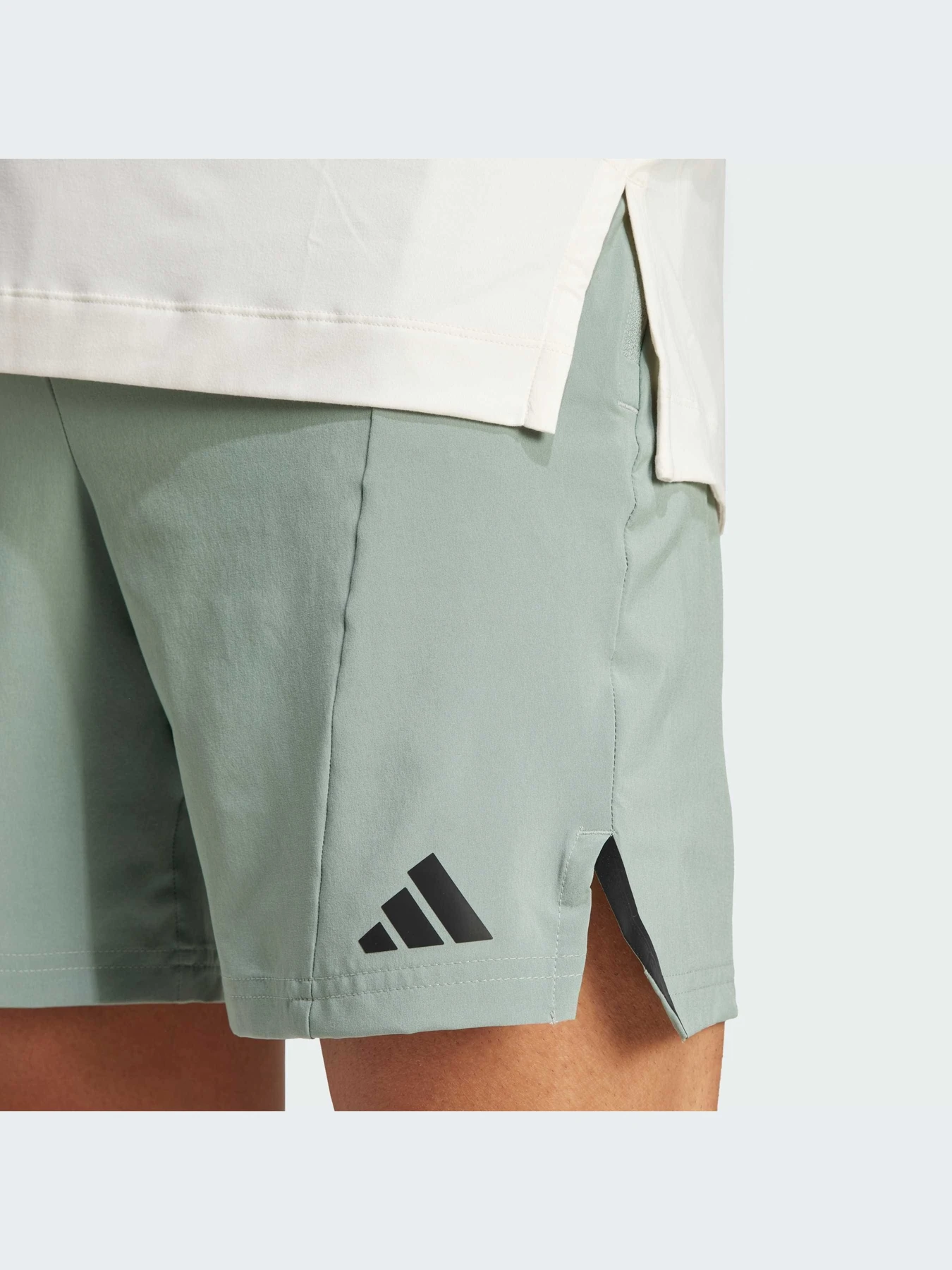 Шорты Adidas модель JI8138-KZ Шорты Adidas модель JI8138-KZ Фото
