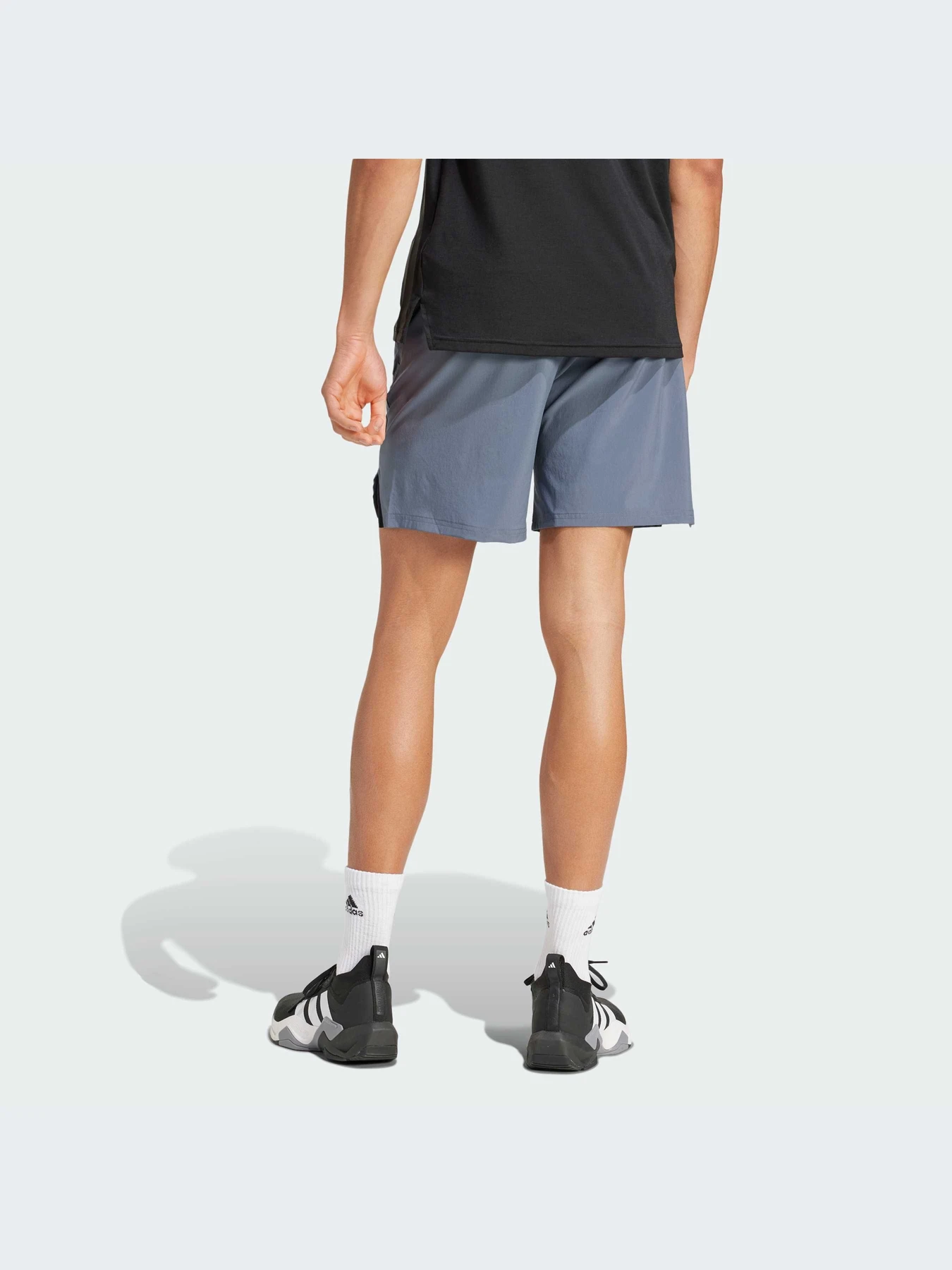 Шорты Adidas модель JI8136-KZ Шорты Adidas модель JI8136-KZ Фото