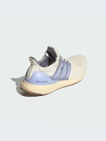 Кроссовки Adidas Ultraboost модель JR3372-KZ Фото
