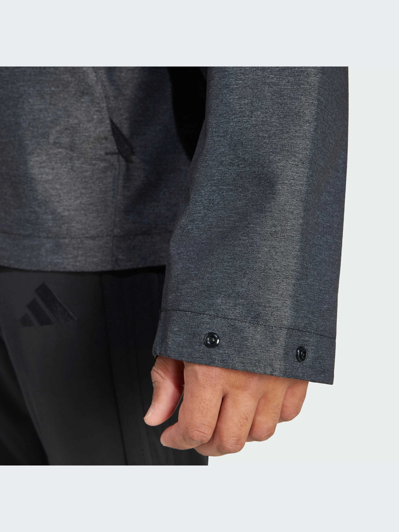 Куртки и дубленки Adidas модель JJ4657-KZ Куртки и дубленки Adidas модель JJ4657-KZ Фото