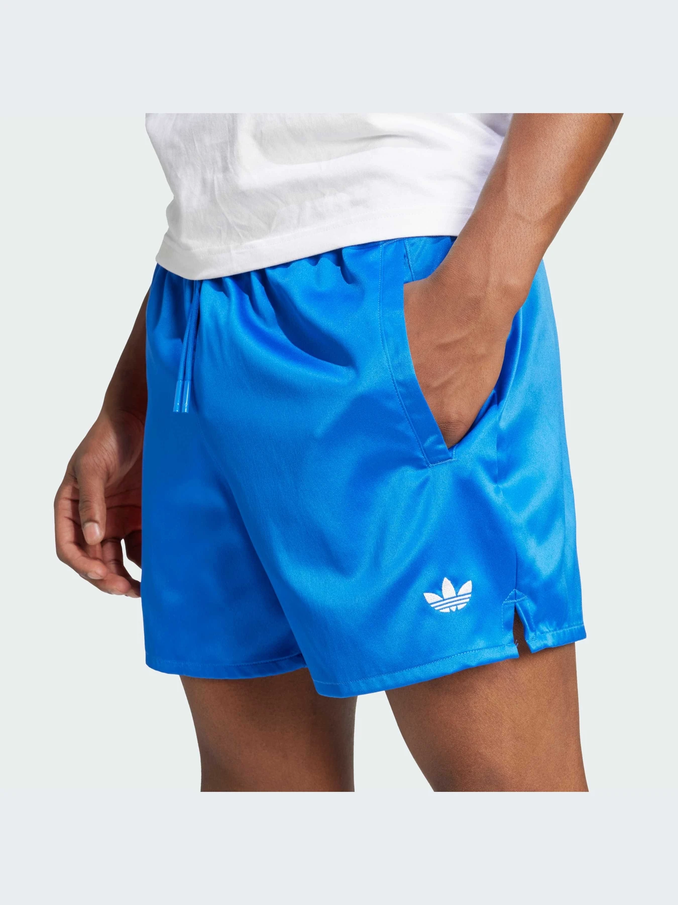 Шорты Adidas Graphics модель JD0704-KZ Шорты Adidas Graphics модель JD0704-KZ Фото
