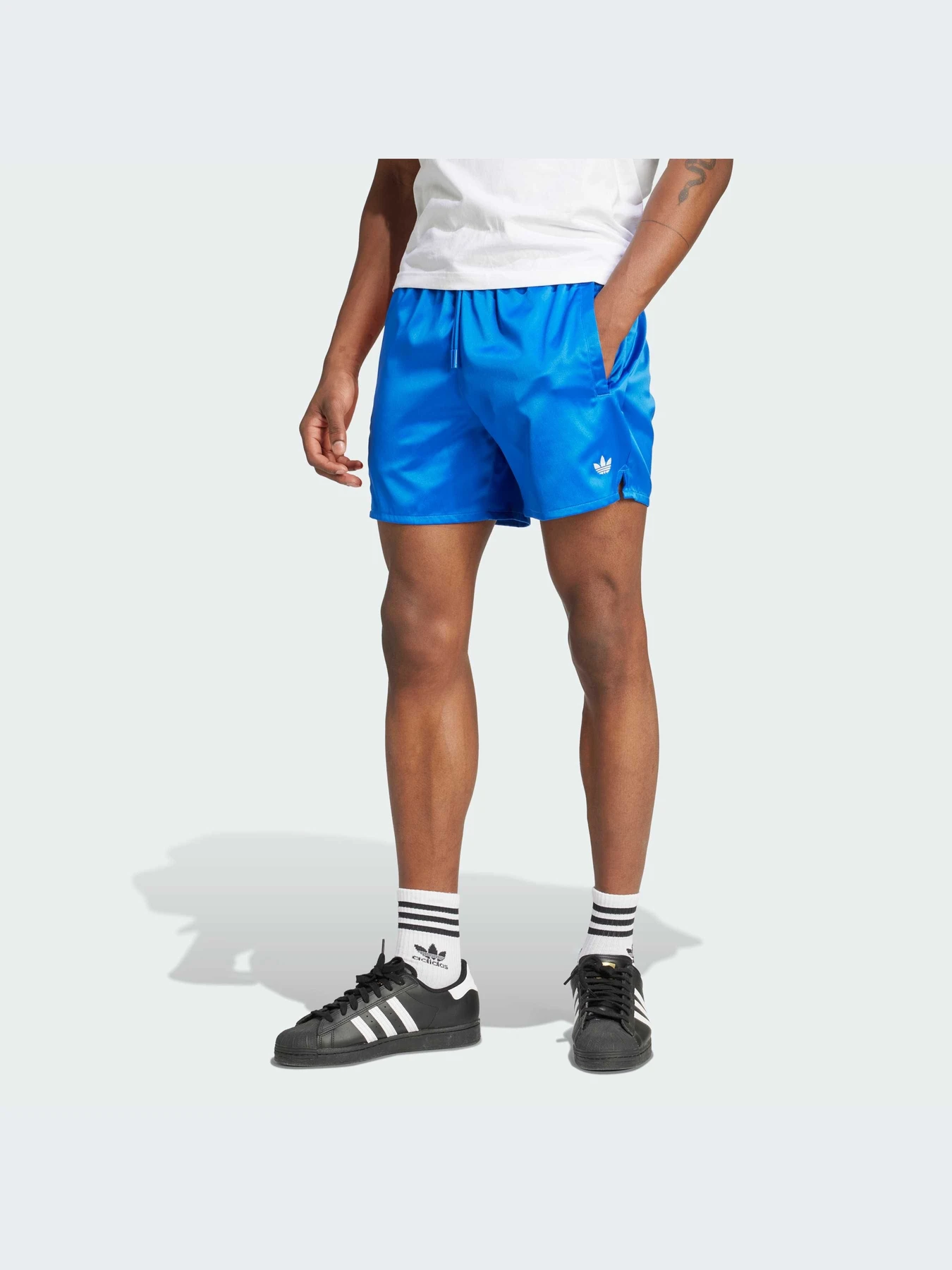 Шорты Adidas Graphics модель JD0704-KZ Шорты Adidas Graphics модель JD0704-KZ Фото