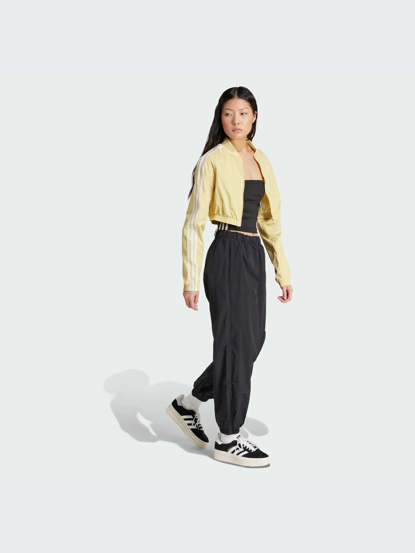 Худи и свитшоты Adidas Adicolor модель JC6351-KZ Худи и свитшоты Adidas Adicolor модель JC6351-KZ Фото