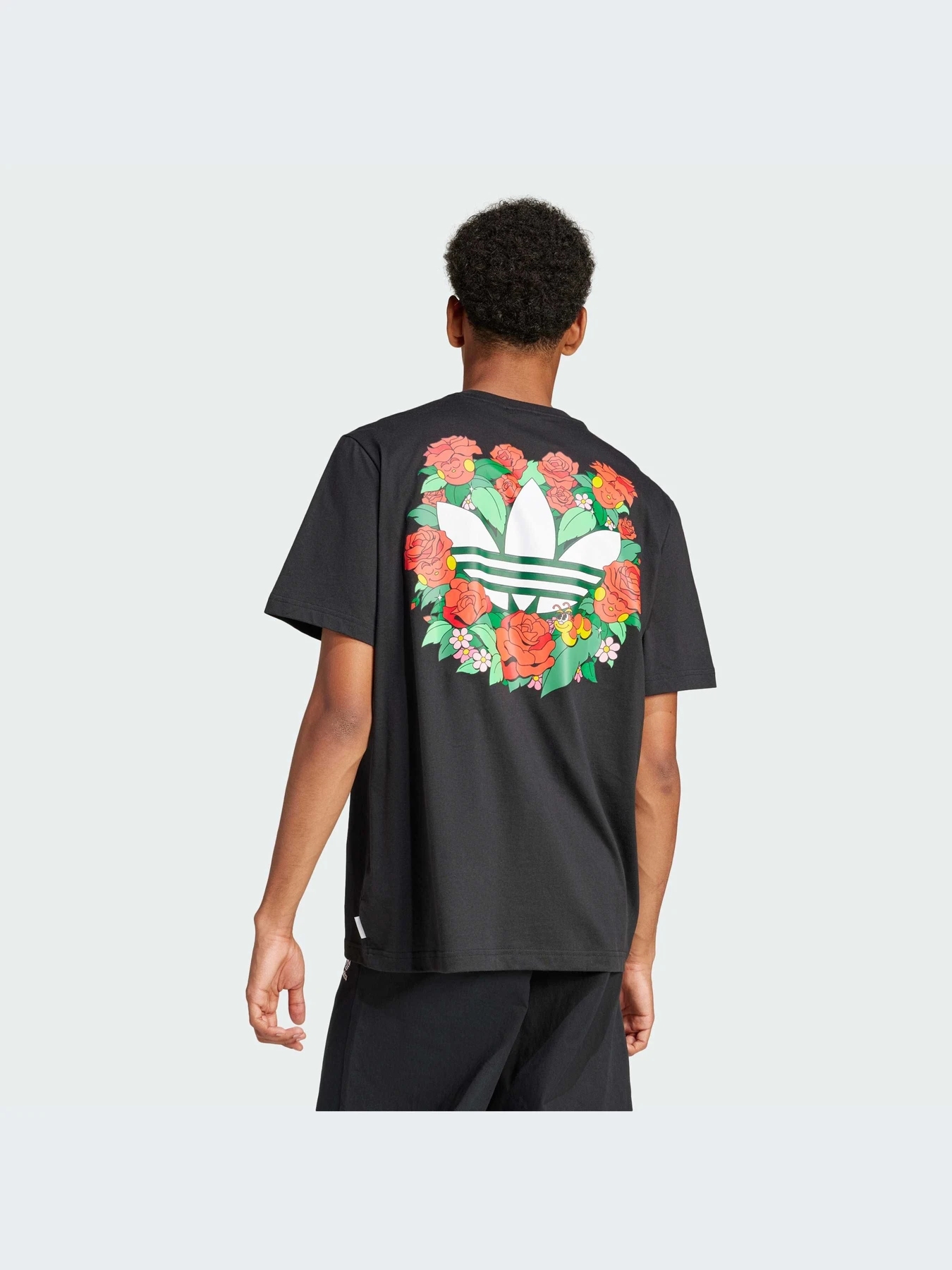 Футболки и поло Adidas Graphics модель JN7032-KZ Футболки и поло Adidas Graphics модель JN7032-KZ Фото