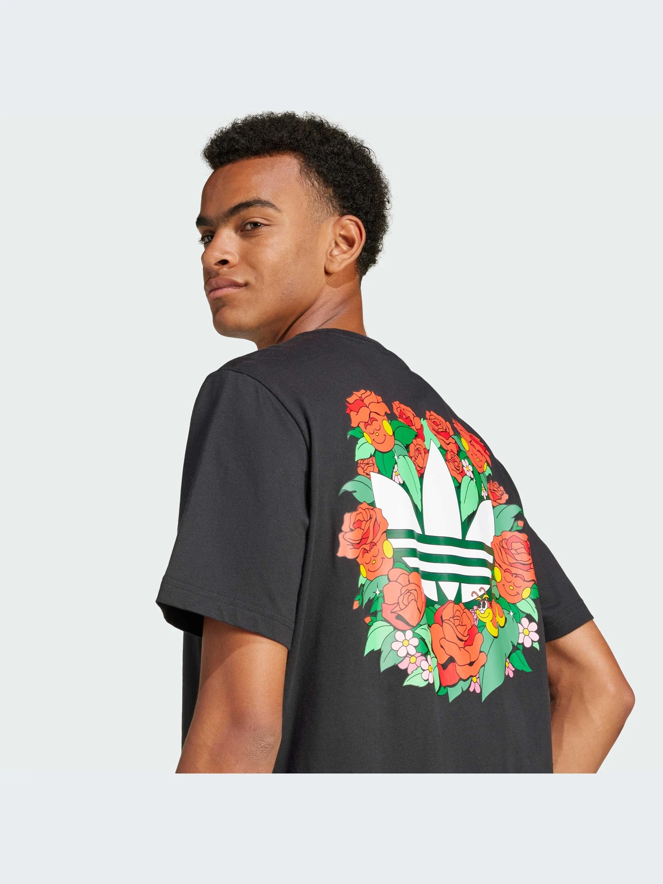 Футболки и поло Adidas Graphics модель JN7032-KZ Футболки и поло Adidas Graphics модель JN7032-KZ Фото