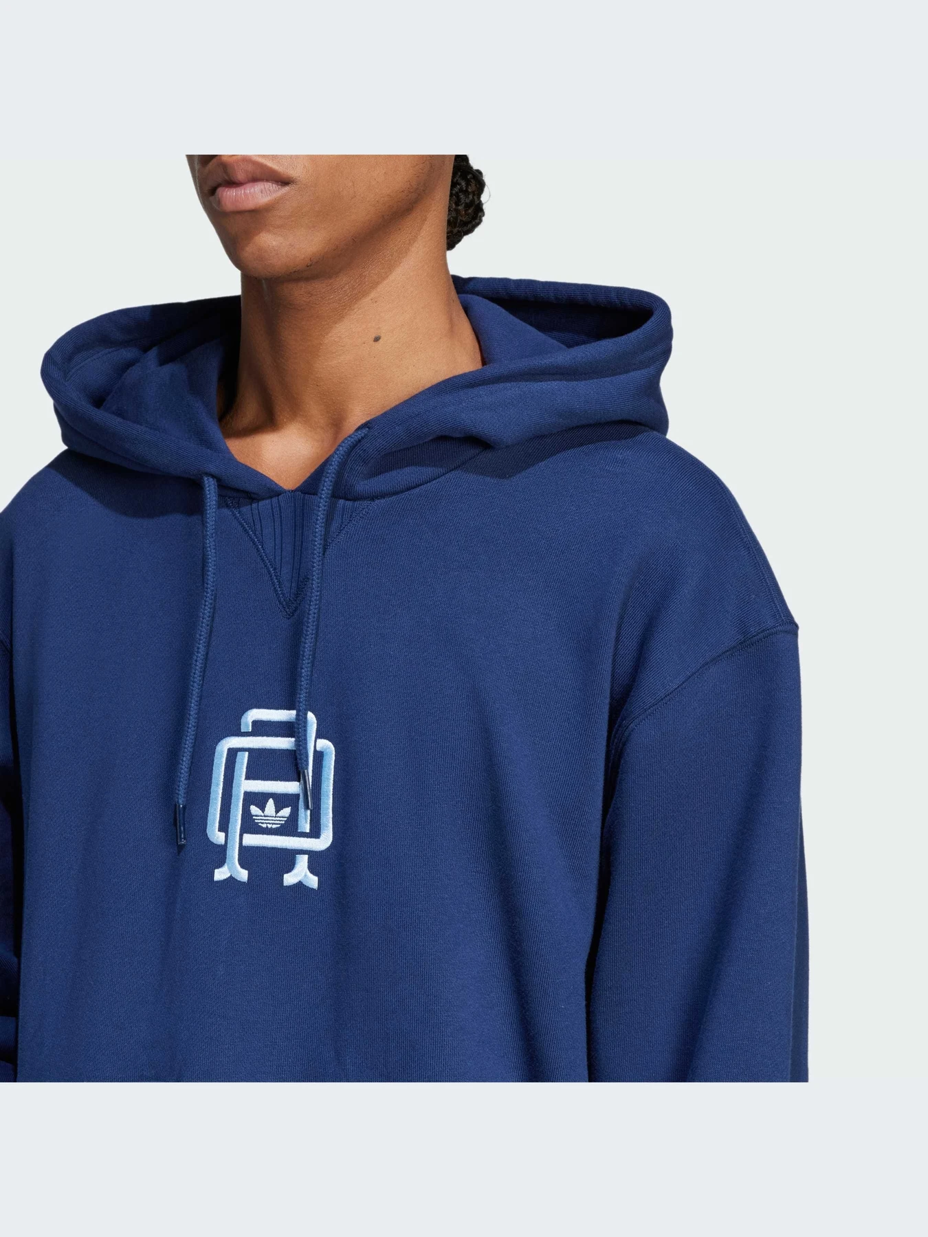 Худи и свитшоты Adidas Graphics модель JD3312-KZ Худи и свитшоты Adidas Graphics модель JD3312-KZ Фото