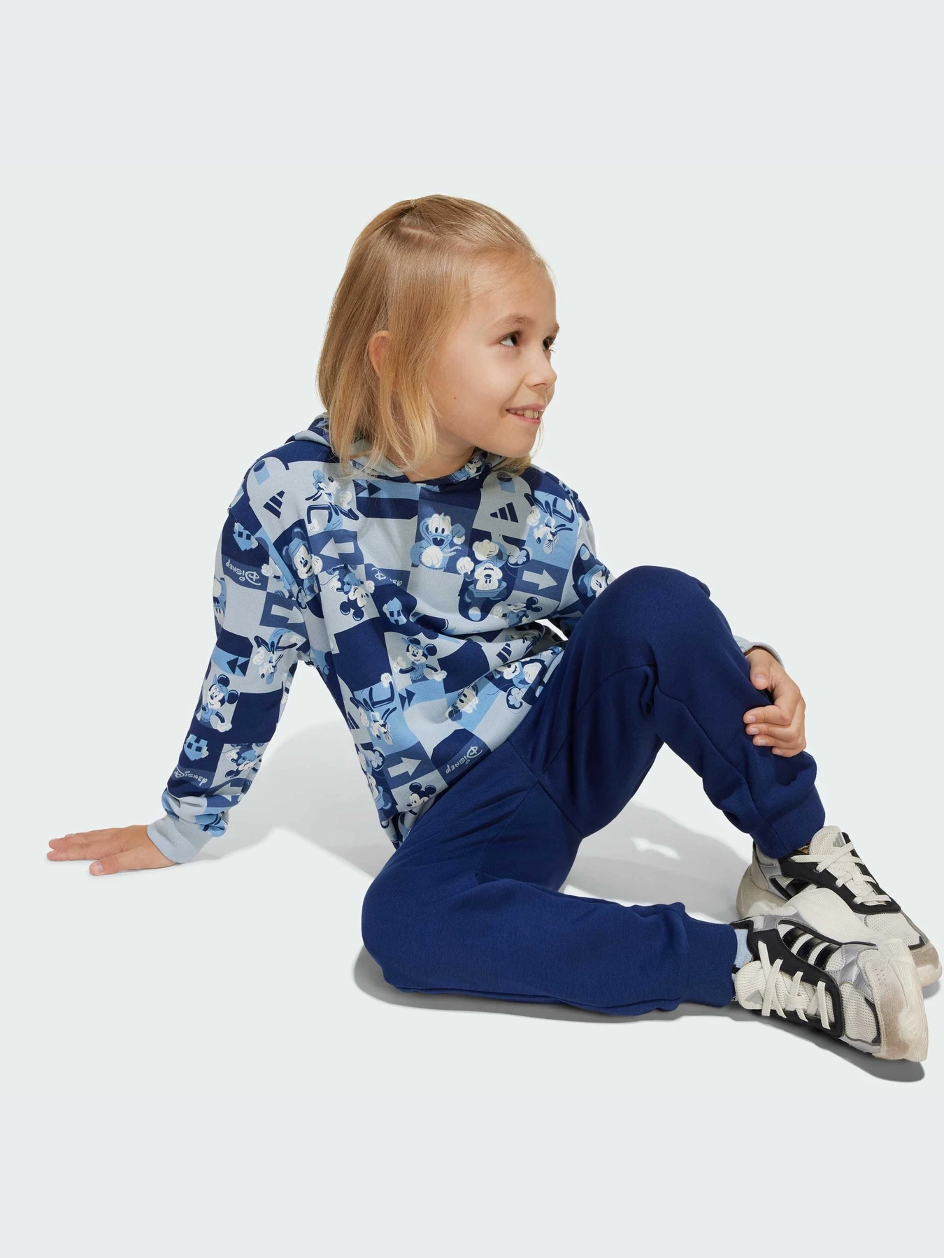 Костюмы Adidas модель JD4551-KZ Костюмы Adidas модель JD4551-KZ Фото