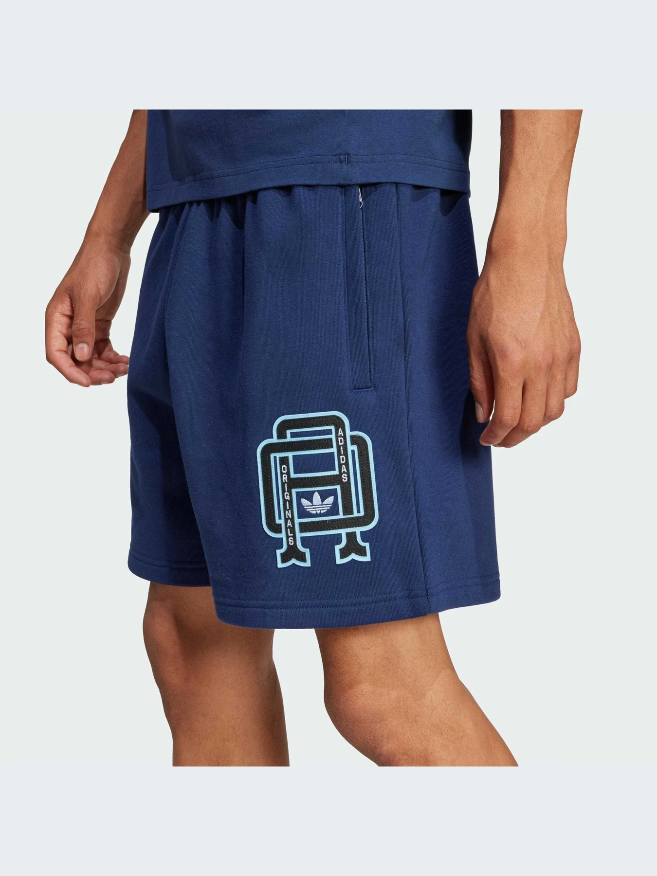 Шорты Adidas Graphics модель JD3336-KZ Шорты Adidas Graphics модель JD3336-KZ Фото