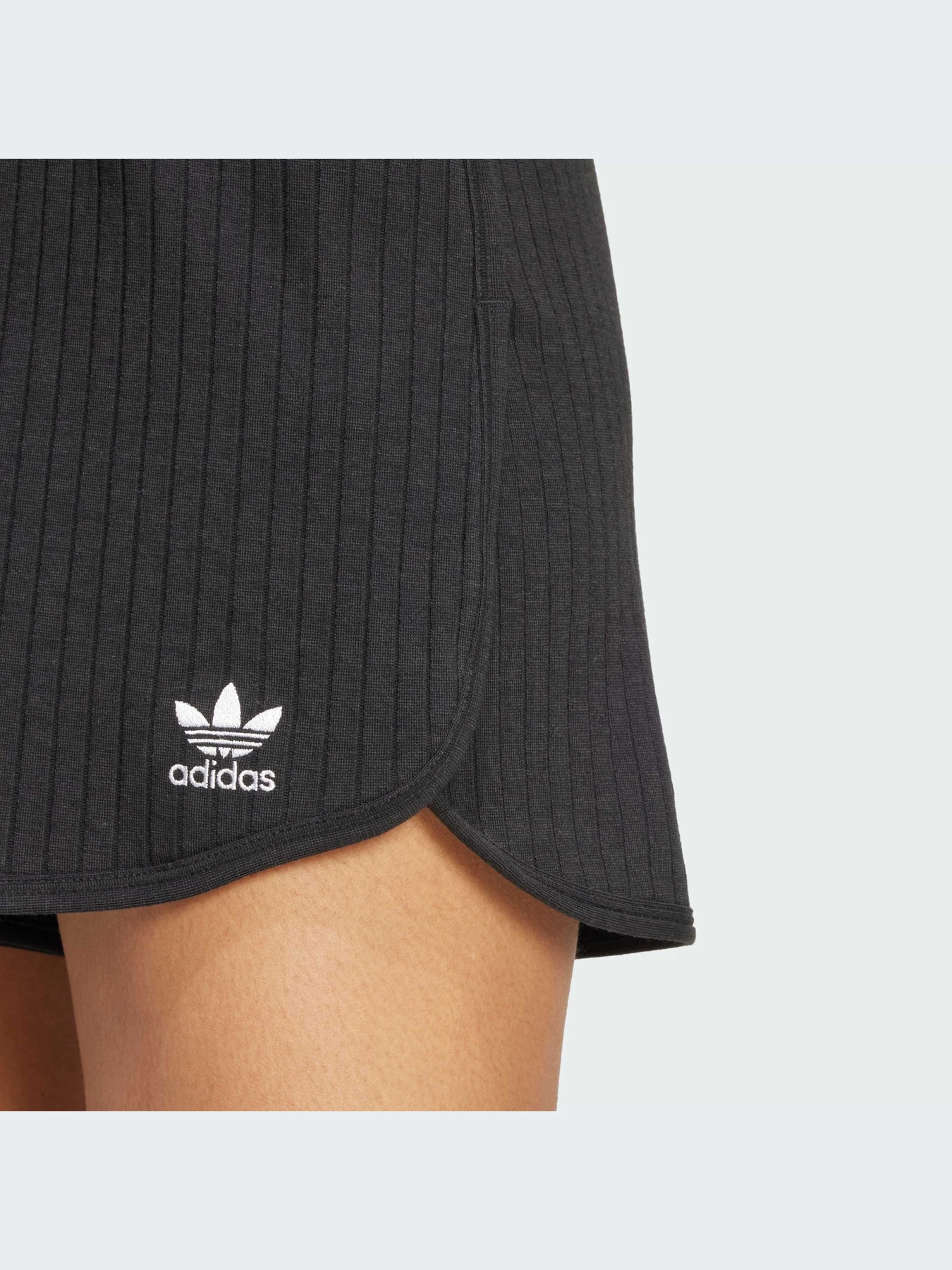 Шорты Adidas модель JD1488-KZ Шорты Adidas модель JD1488-KZ Фото