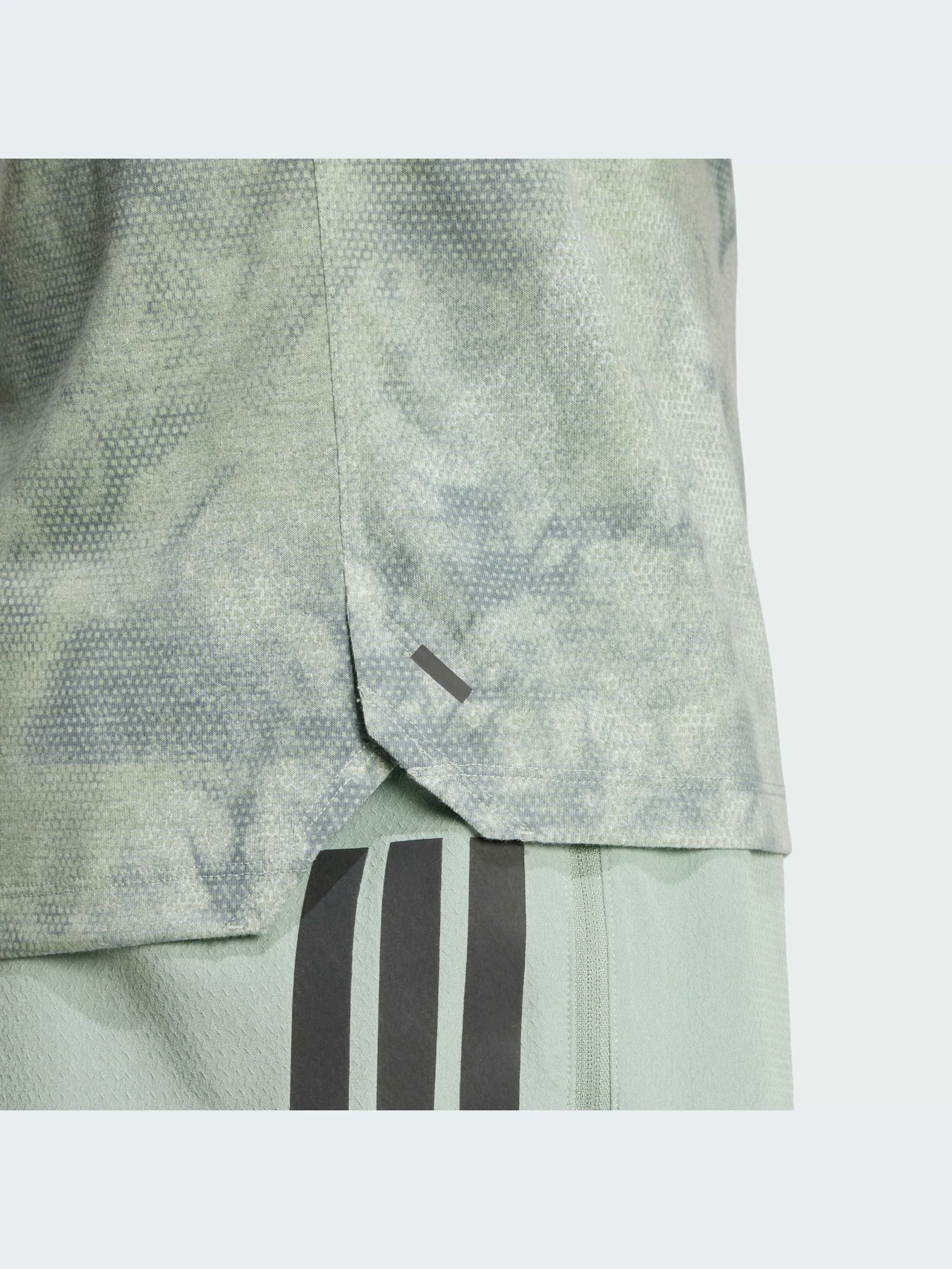 Футболки и поло Adidas модель JP4136-KZ Футболки и поло Adidas модель JP4136-KZ Фото