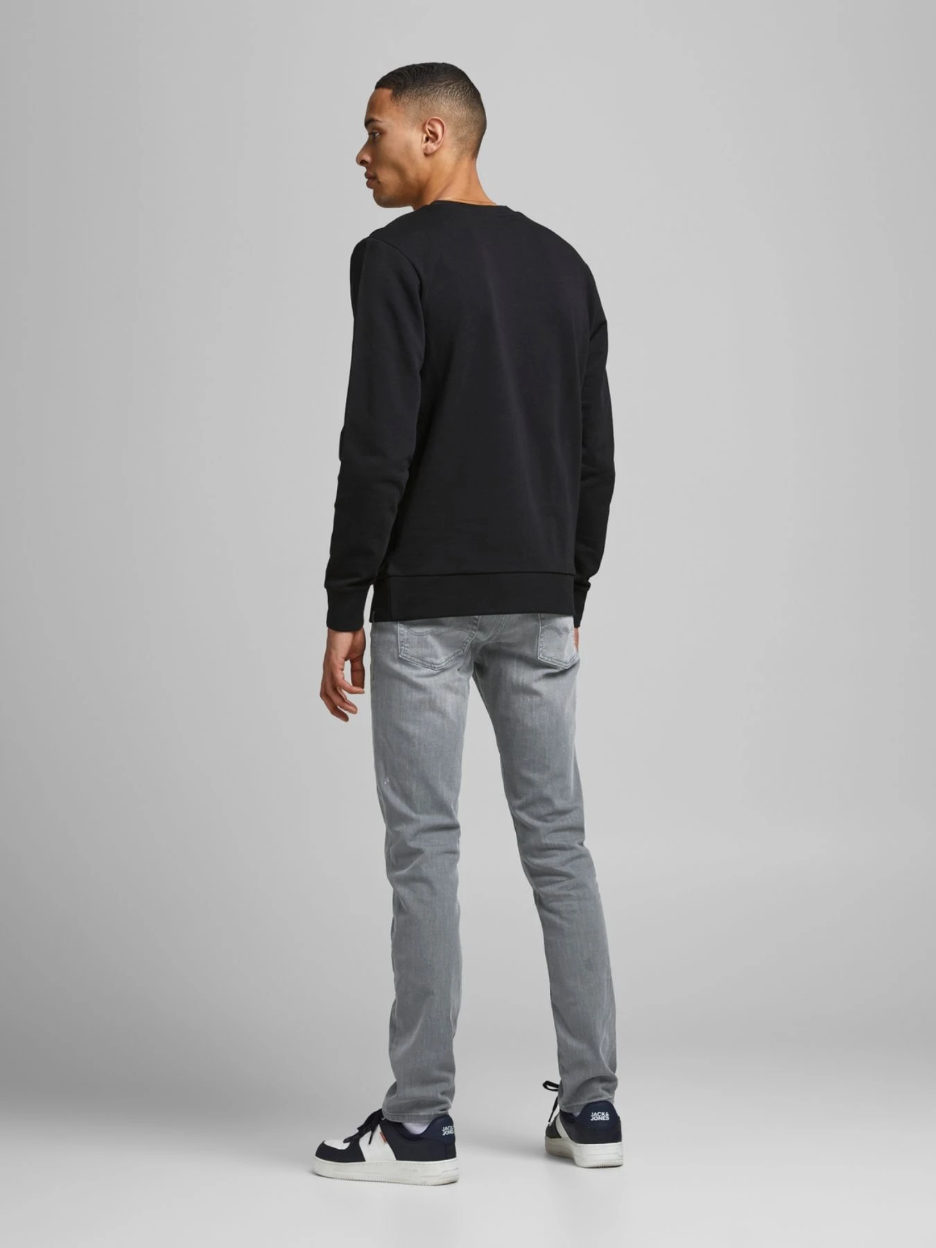 Джинсы JACK & JONES модель 12184226_GREYDENIM Джинсы JACK & JONES модель 12184226_GREYDENIM Фото