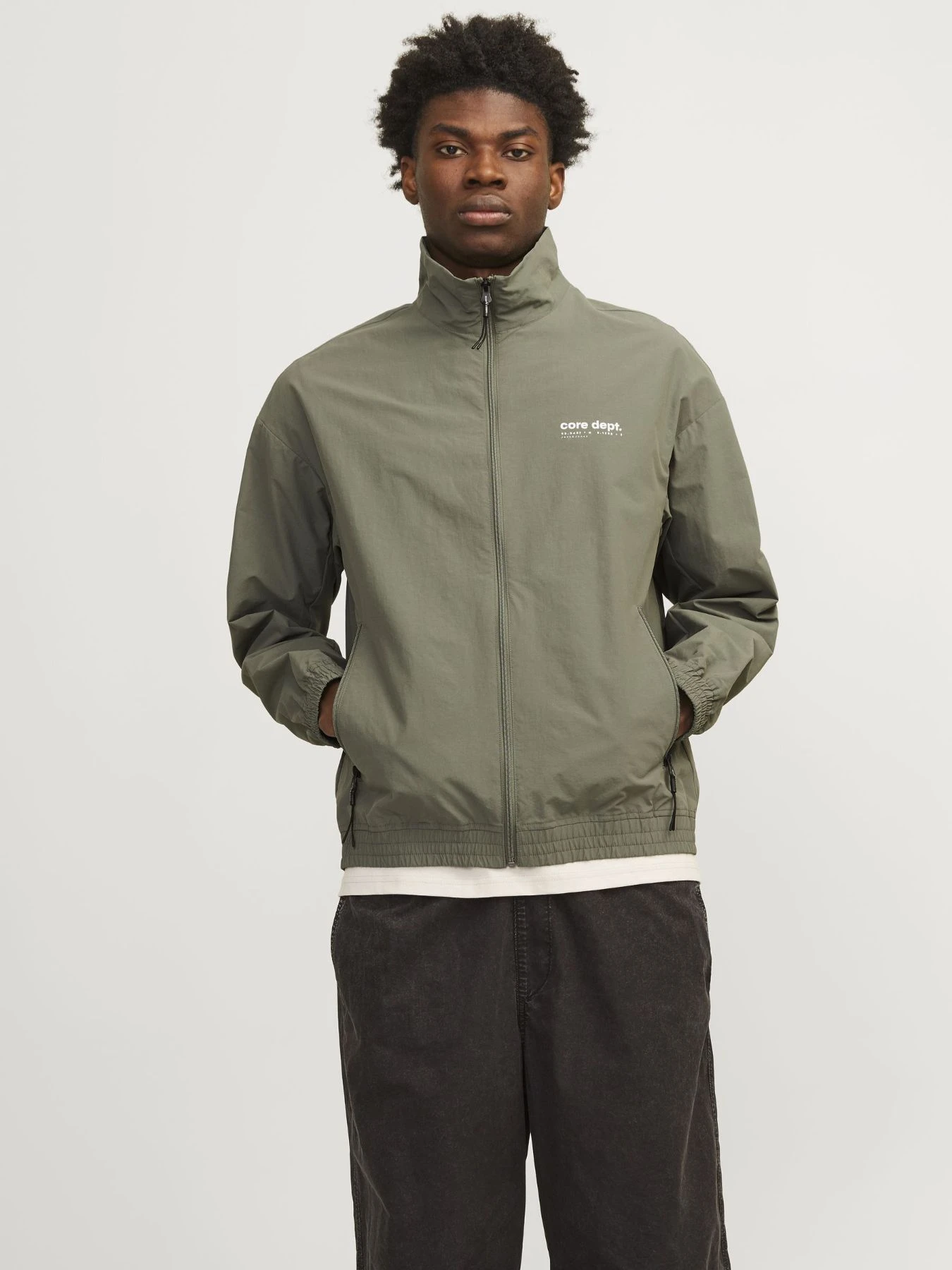 Куртки и дубленки JACK & JONES модель 12257200_AGAVEGREEN Куртки и дубленки JACK & JONES модель 12257200_AGAVEGREEN Фото