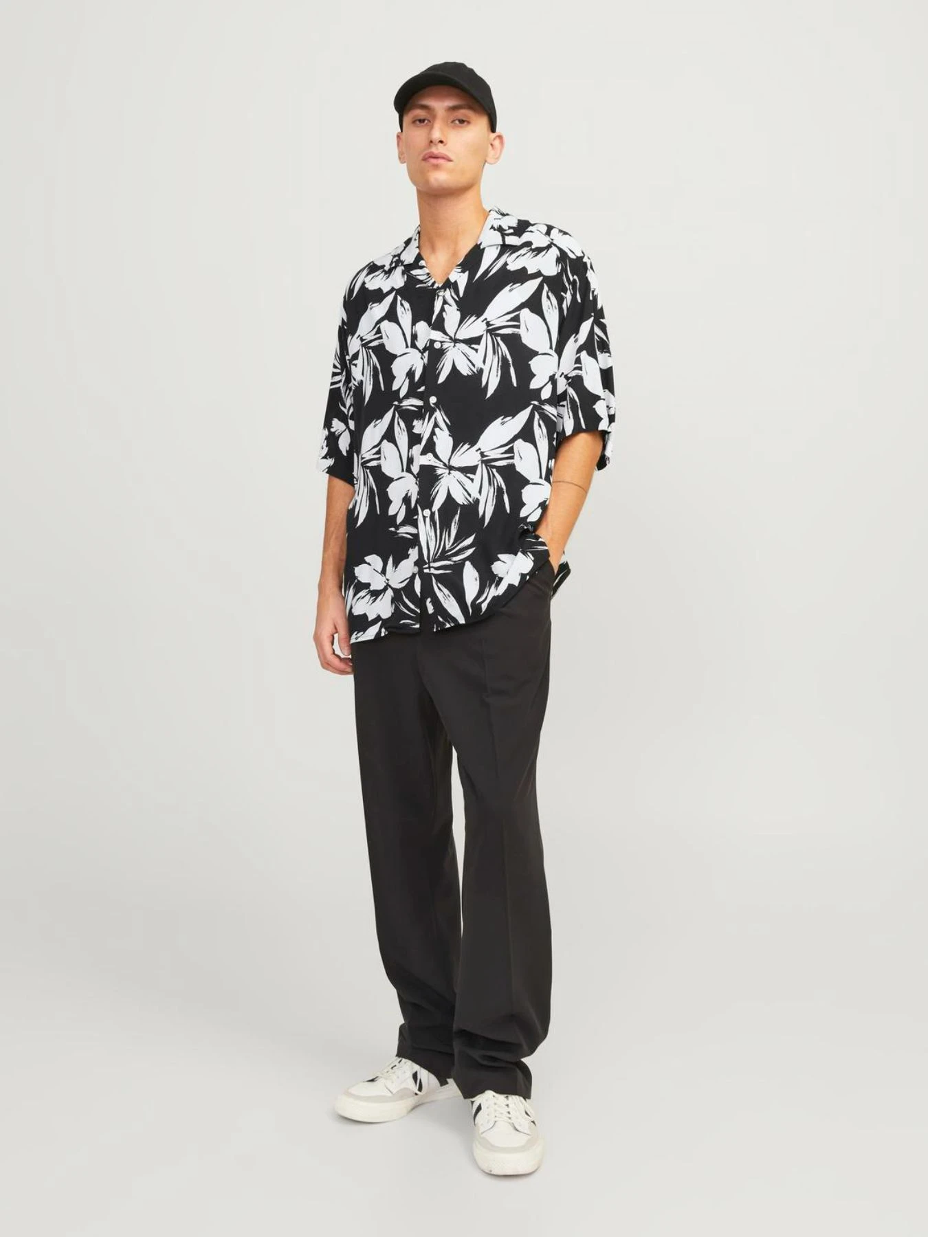 Рубашки JACK & JONES модель 12248408_Black Рубашки JACK & JONES модель 12248408_Black Фото