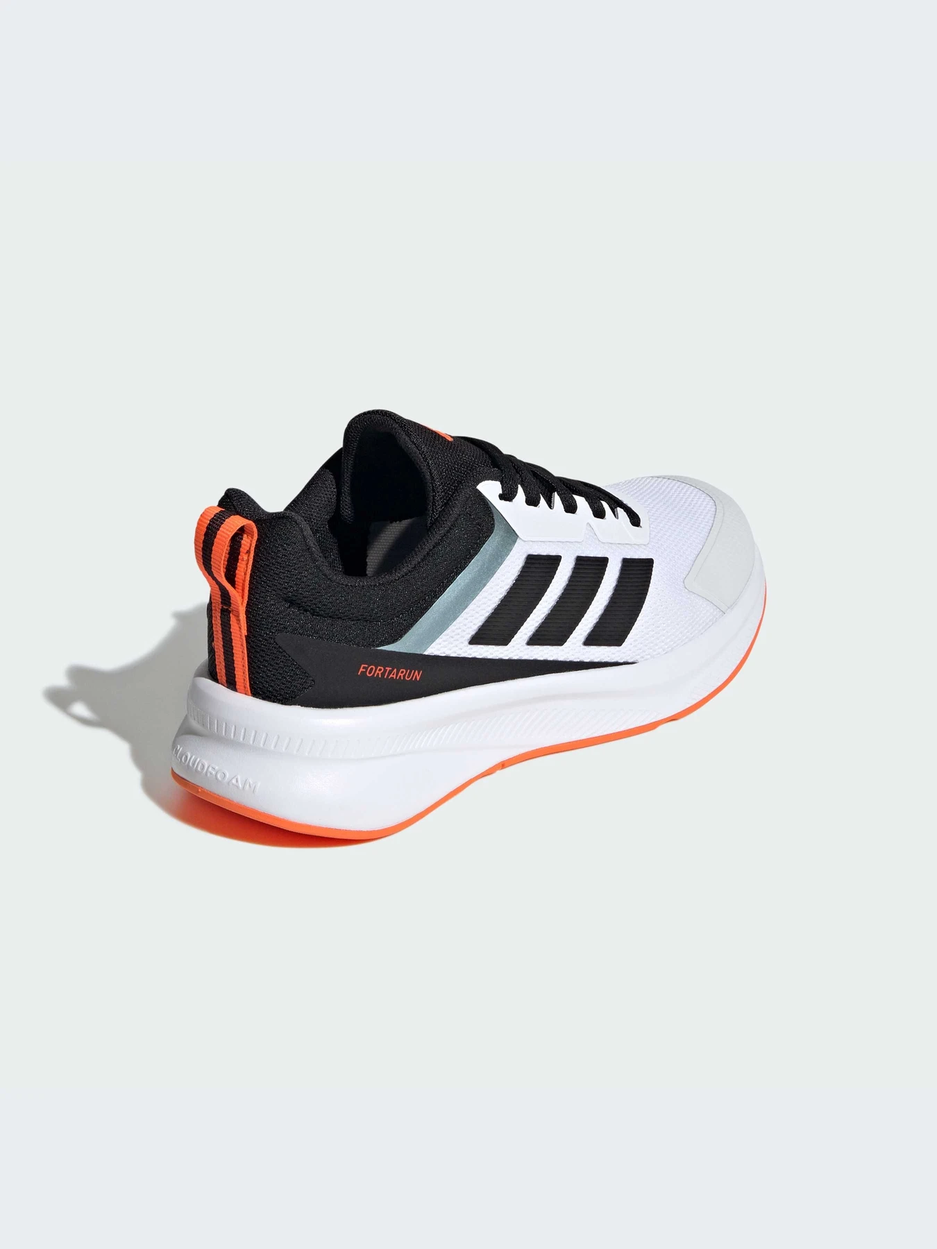 Кроссовки Adidas модель JS2086-KZ Кроссовки Adidas модель JS2086-KZ Фото