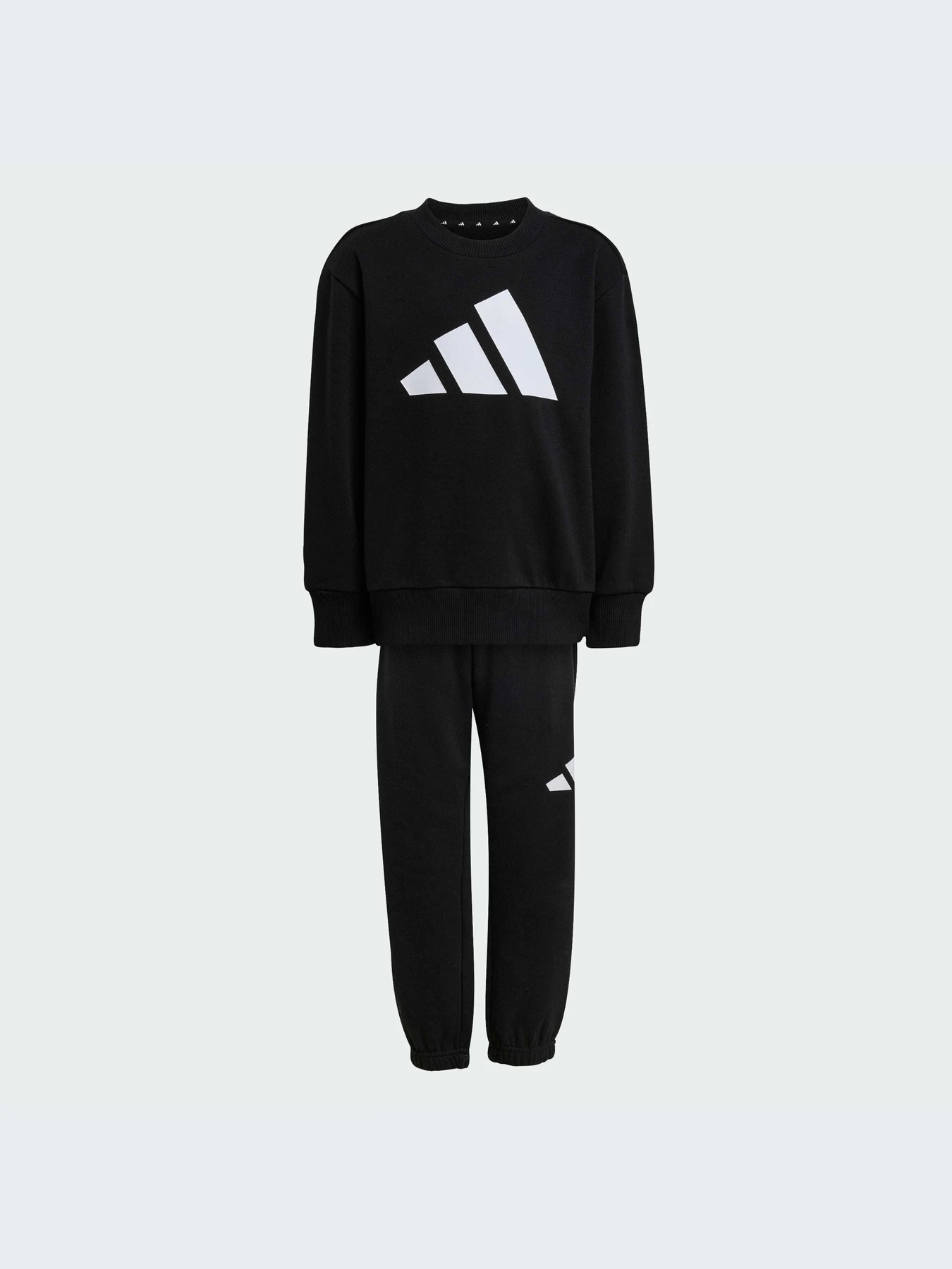 Костюмы Adidas модель JW2438-KZ Костюмы Adidas модель JW2438-KZ Фото