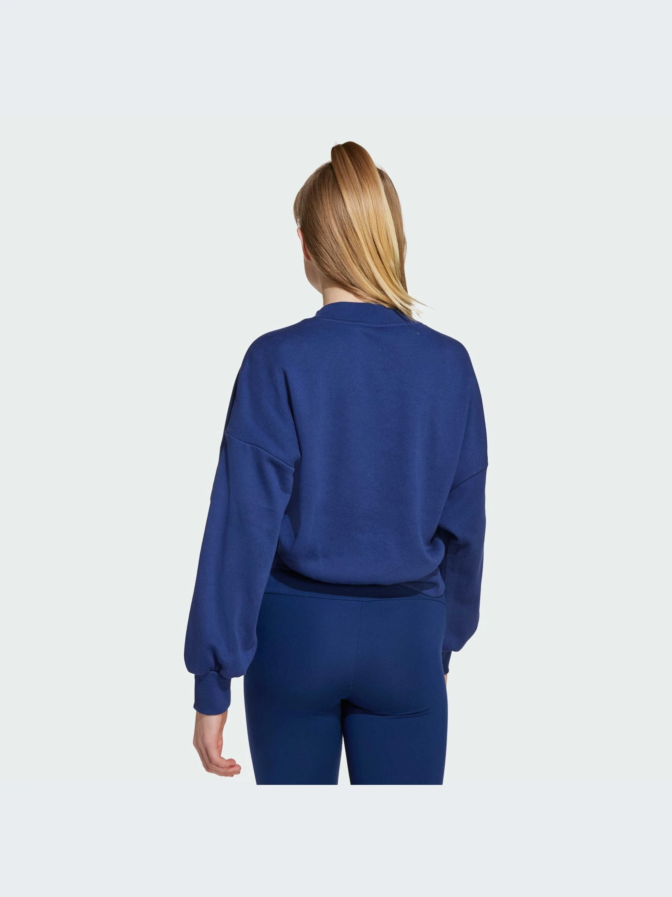 Худи и свитшоты Adidas модель JM1535-KZ Худи и свитшоты Adidas модель JM1535-KZ Фото