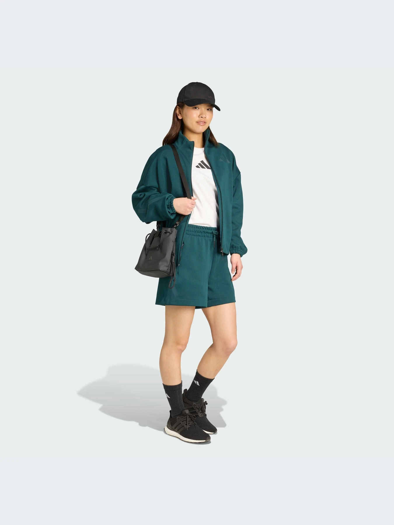 Шорты Adidas ZNE модель JW7760-KZ Шорты Adidas ZNE модель JW7760-KZ Фото