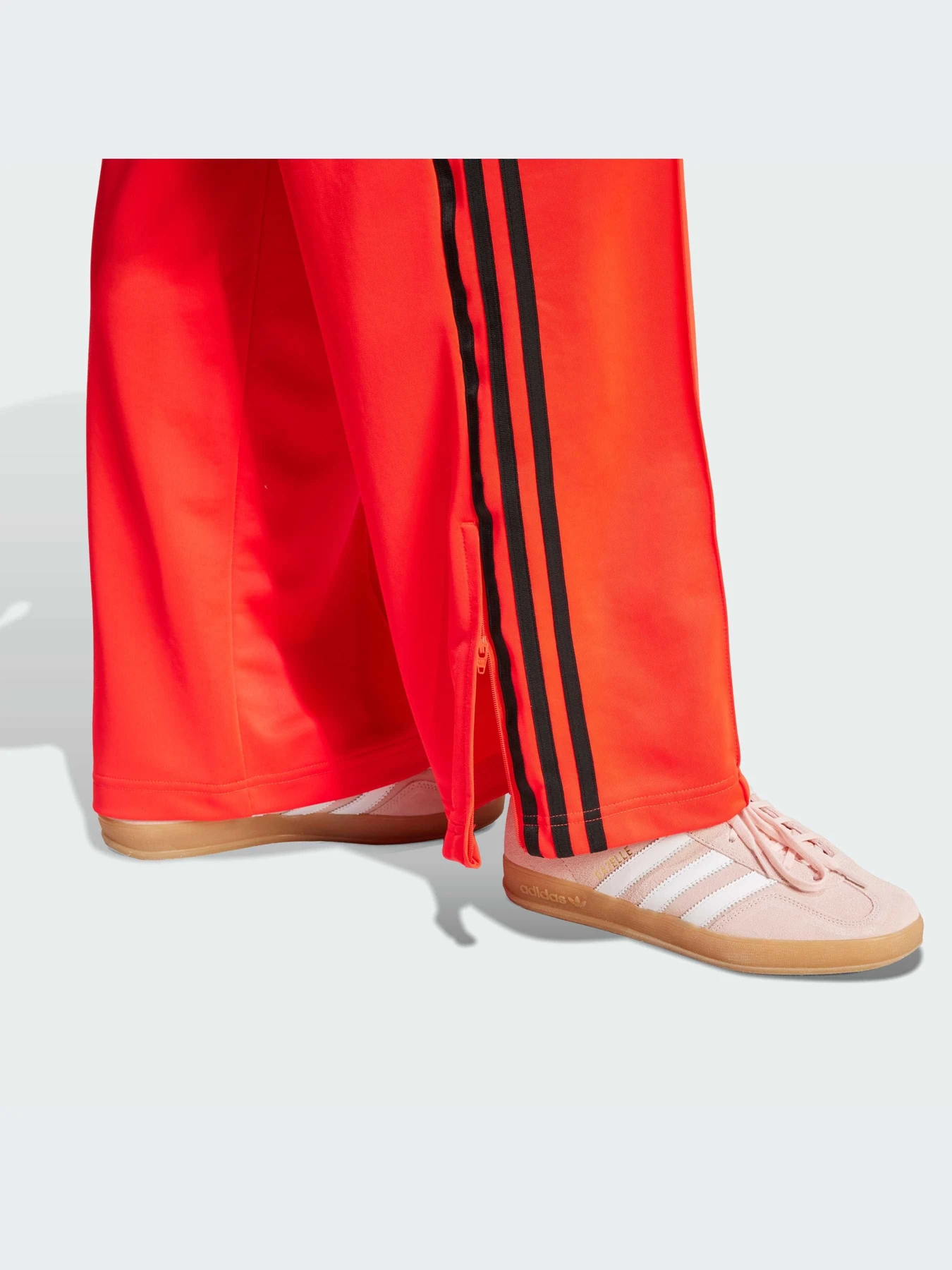 Брюки Adidas модель JW1227-KZ Брюки Adidas модель JW1227-KZ Фото