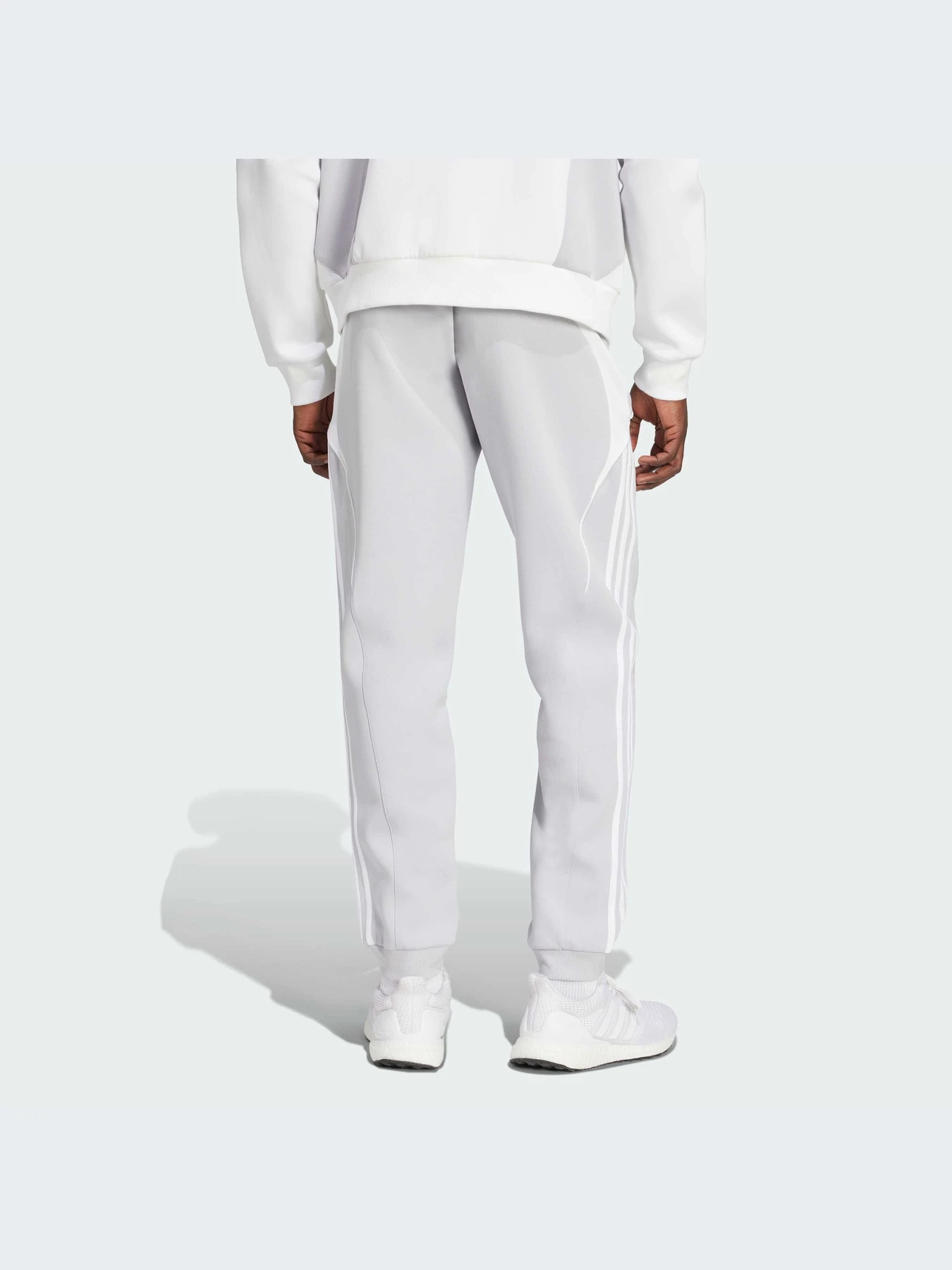 Брюки Adidas модель JN3070-KZ Брюки Adidas модель JN3070-KZ Фото