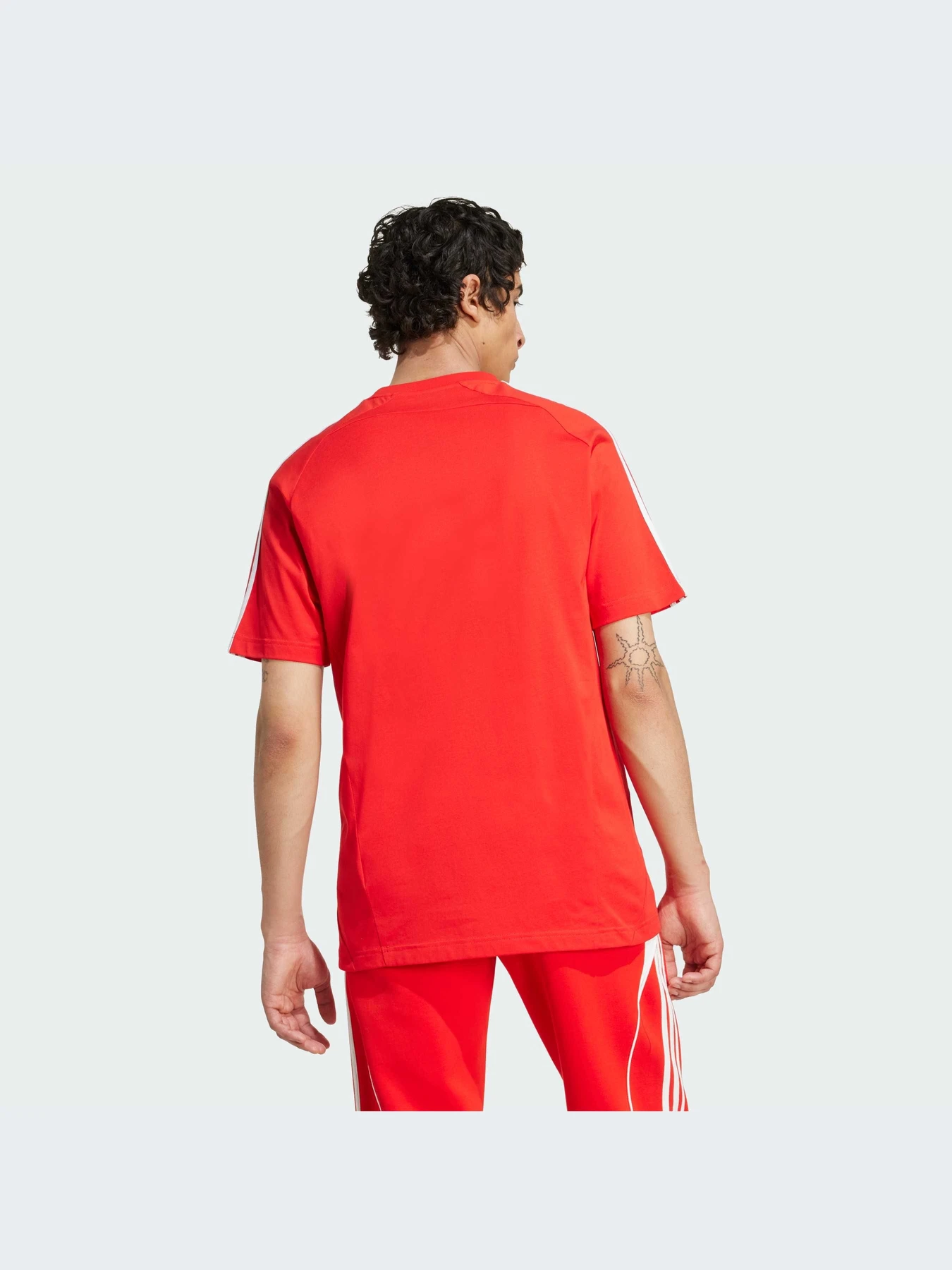 Футболки и поло Adidas модель JM9425-KZ Футболки и поло Adidas модель JM9425-KZ Фото
