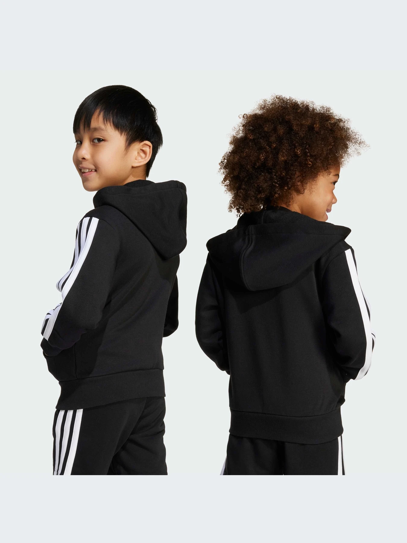Худи и свитшоты Adidas модель JM0894-KZ Худи и свитшоты Adidas модель JM0894-KZ Фото