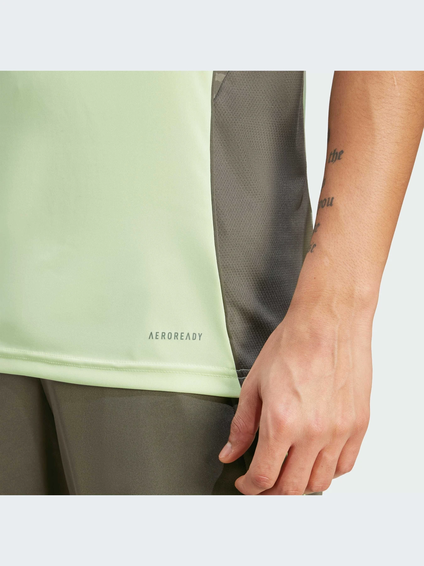 Футболки и поло Adidas Tiro модель JP3977-KZ Футболки и поло Adidas Tiro модель JP3977-KZ Фото