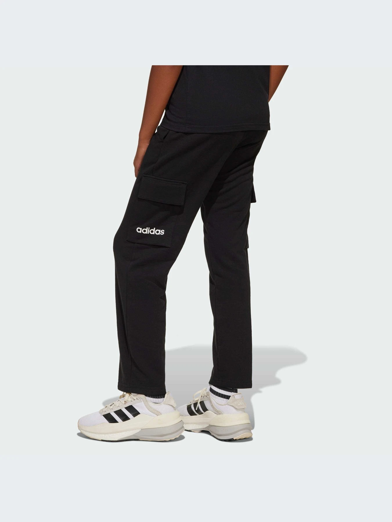 Брюки Adidas Adidas Essentials модель JC9738-KZ Брюки Adidas Adidas Essentials модель JC9738-KZ Фото