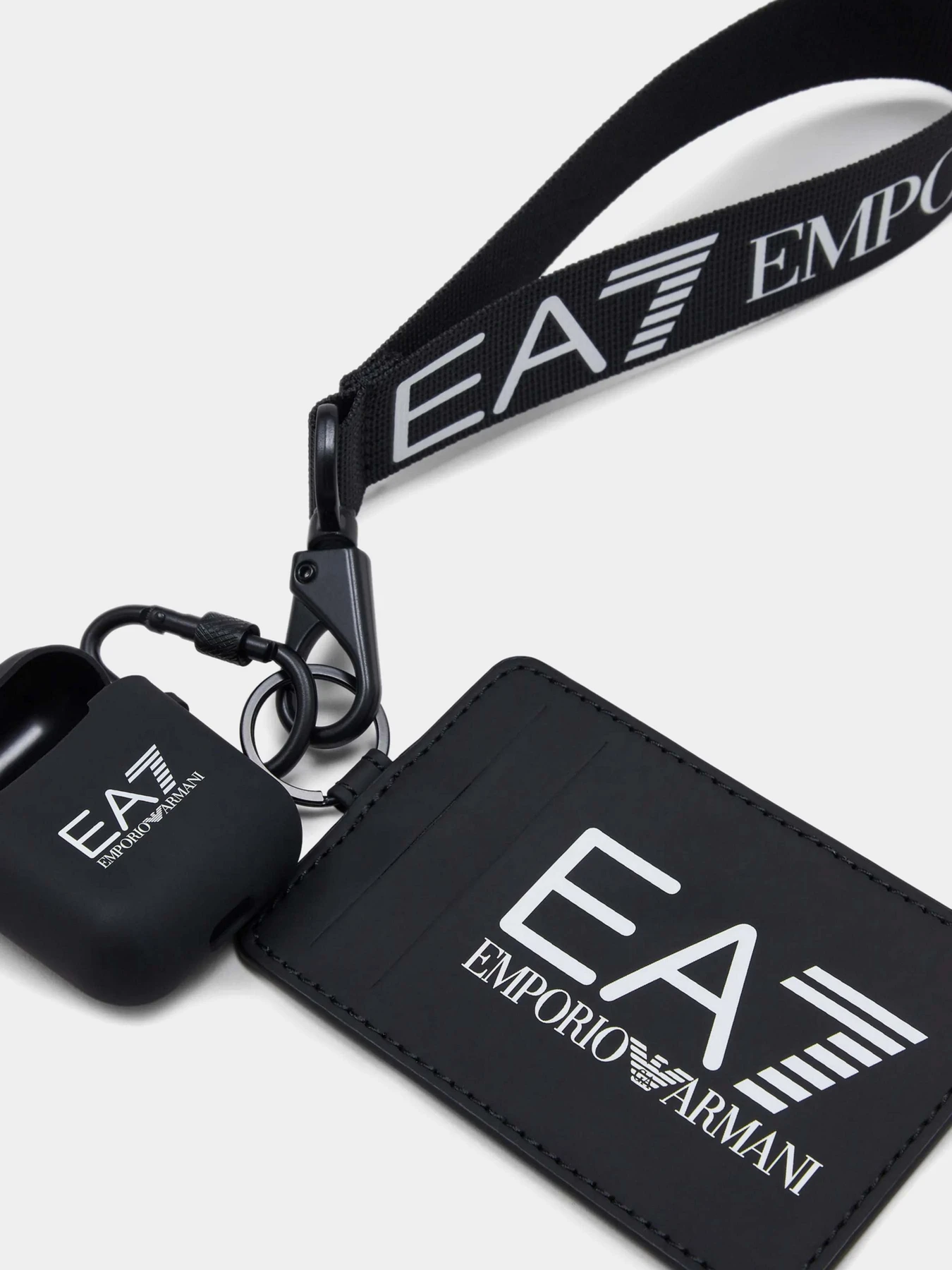 Аксессуары для смартфонов EA7 модель 245103-3R910-95020 Аксессуары для смартфонов EA7 модель 245103-3R910-95020 Фото