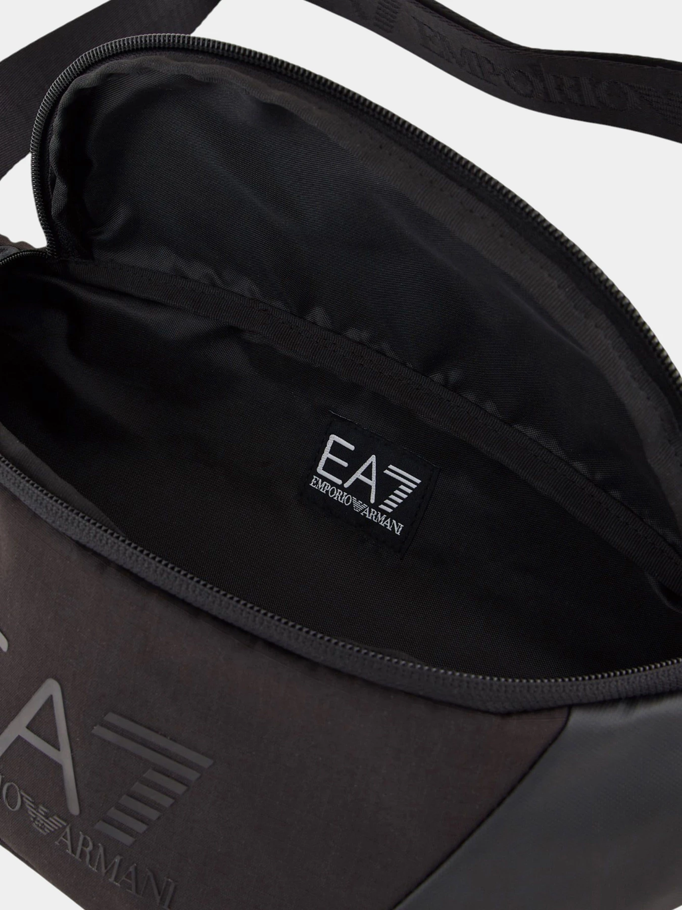 Сумки EA7 модель 7X000073-AF13820-UC001 Сумки EA7 модель 7X000073-AF13820-UC001 Фото