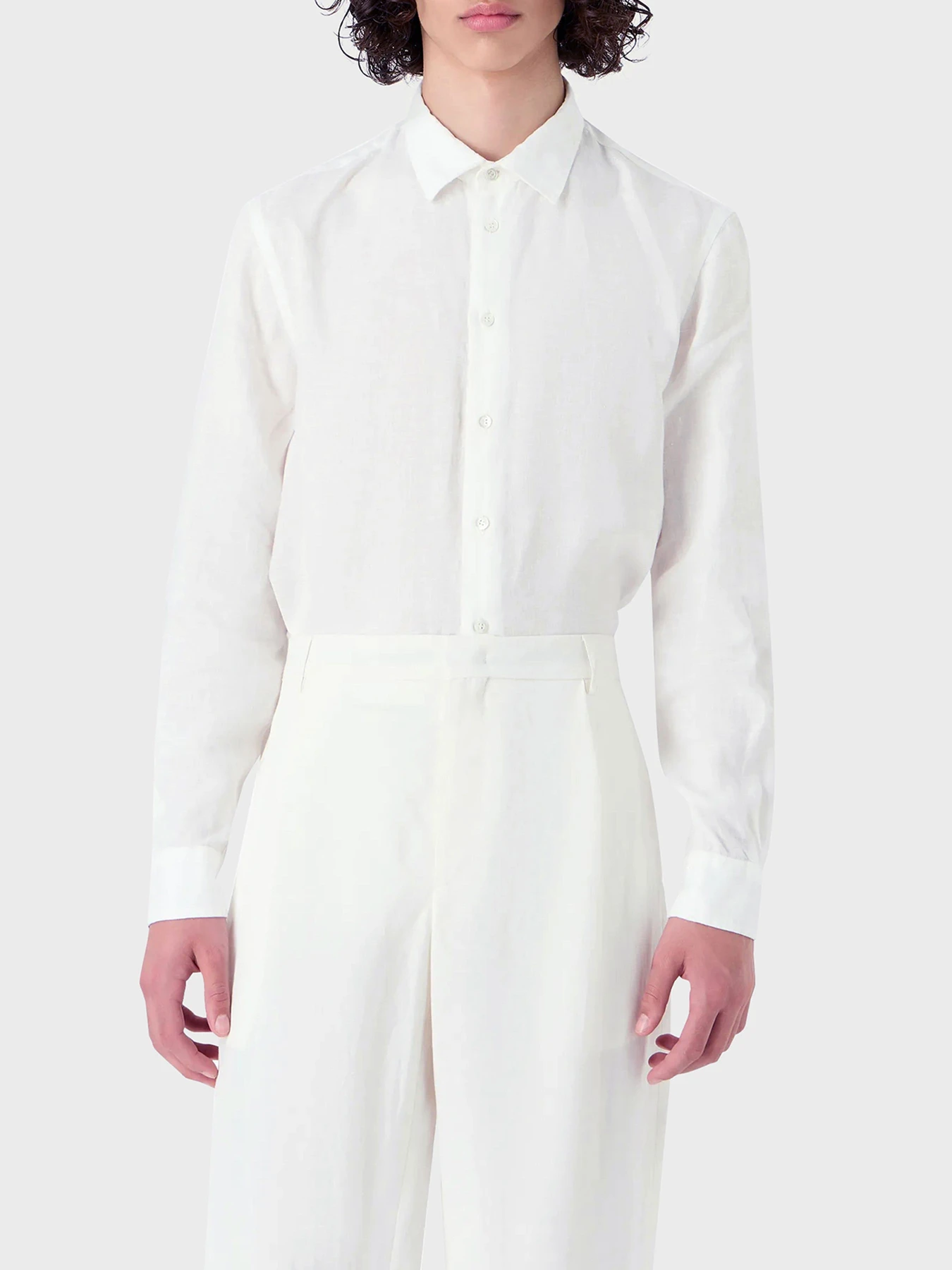 Рубашки Emporio Armani модель E31SM0-F1011-103 Рубашки Emporio Armani модель E31SM0-F1011-103 Фото